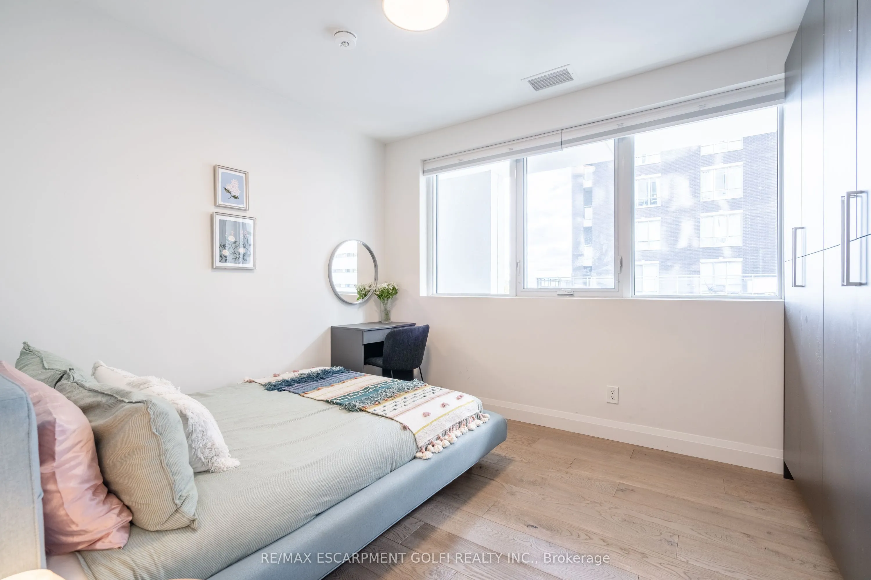 500 Brock Avenue, #206