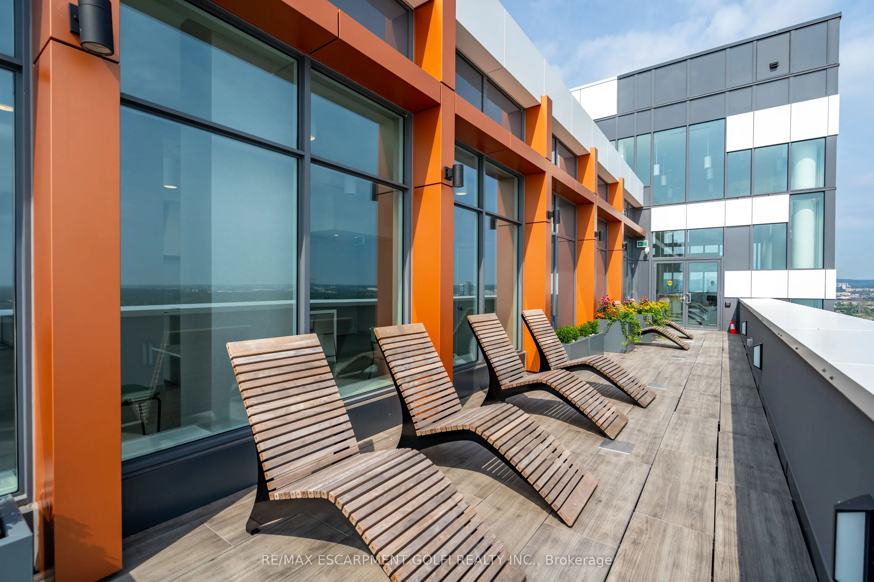500 Brock Avenue, #206