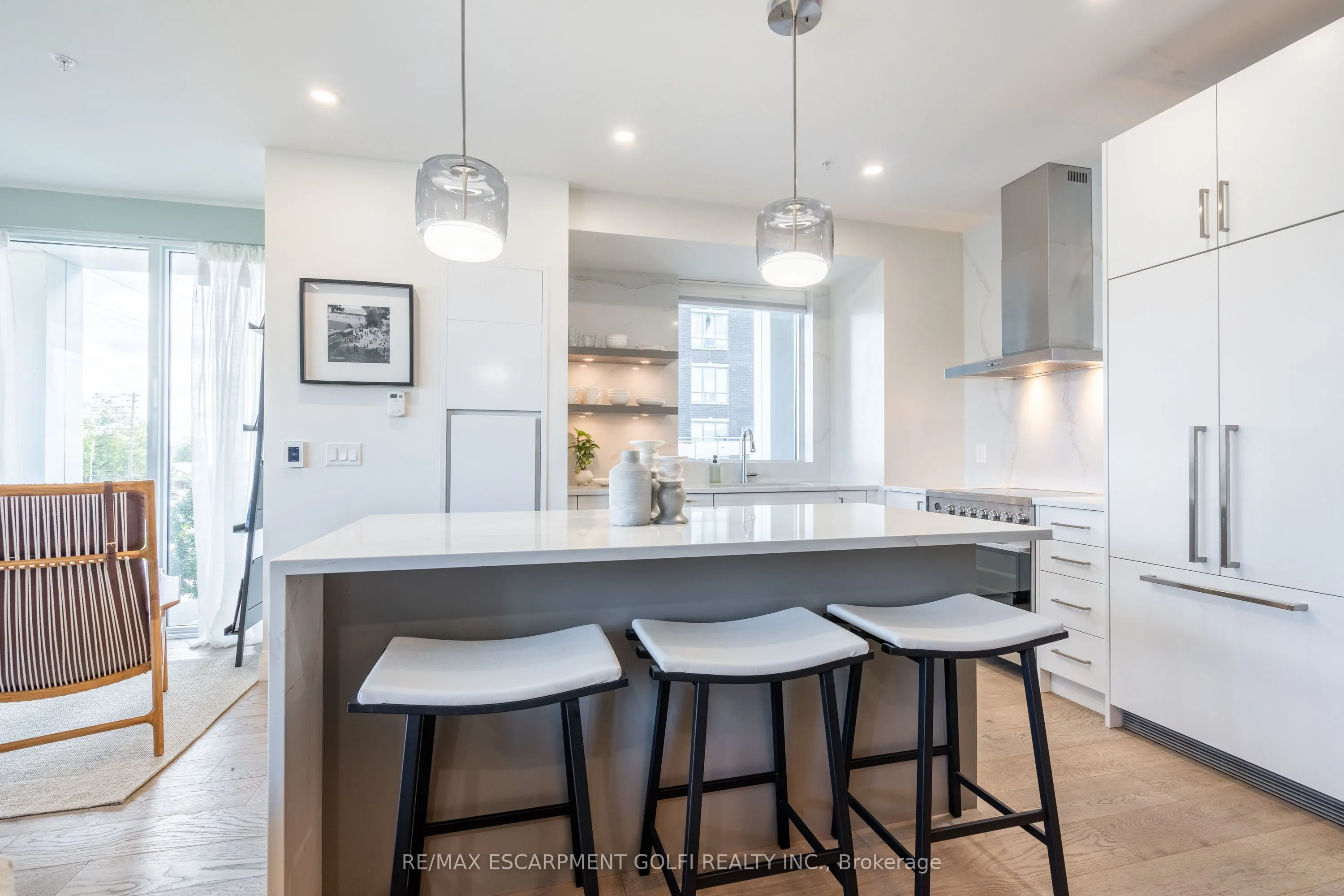500 Brock Avenue, #206