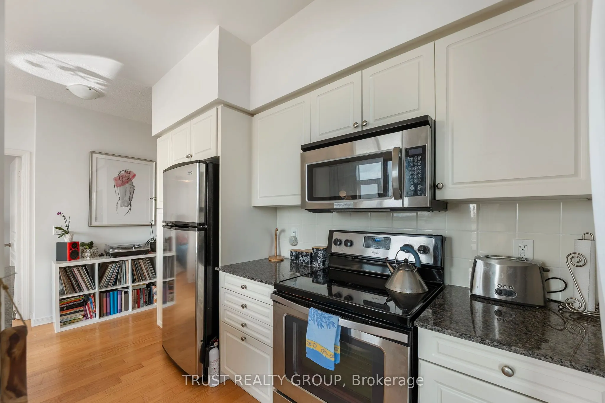 2230 Lake Shore Boulevard W #308