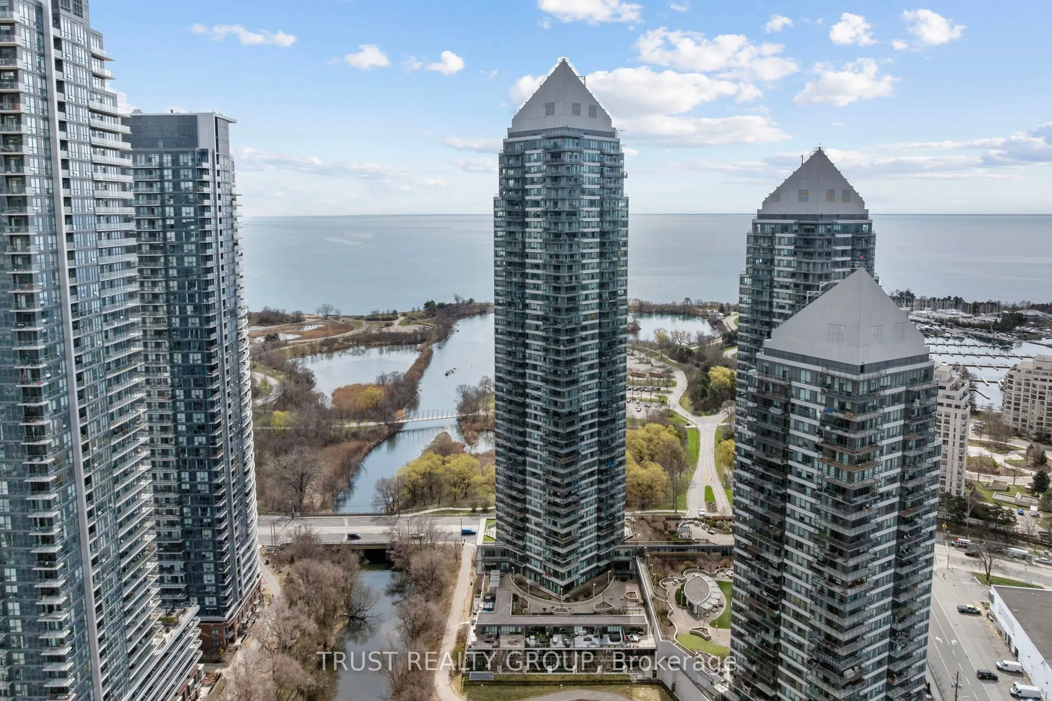 2230 Lake Shore Boulevard W #308