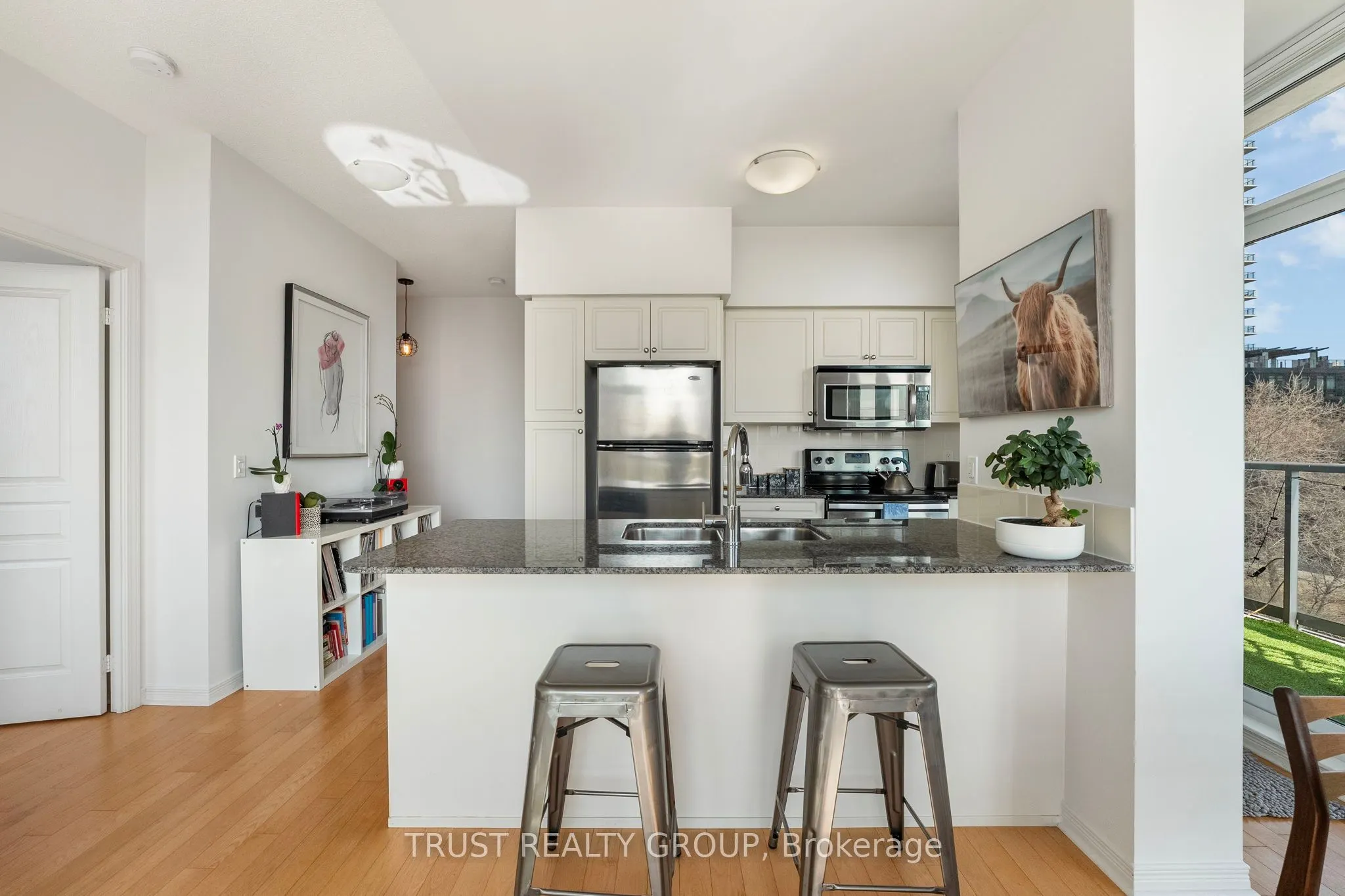 2230 Lake Shore Boulevard W #308