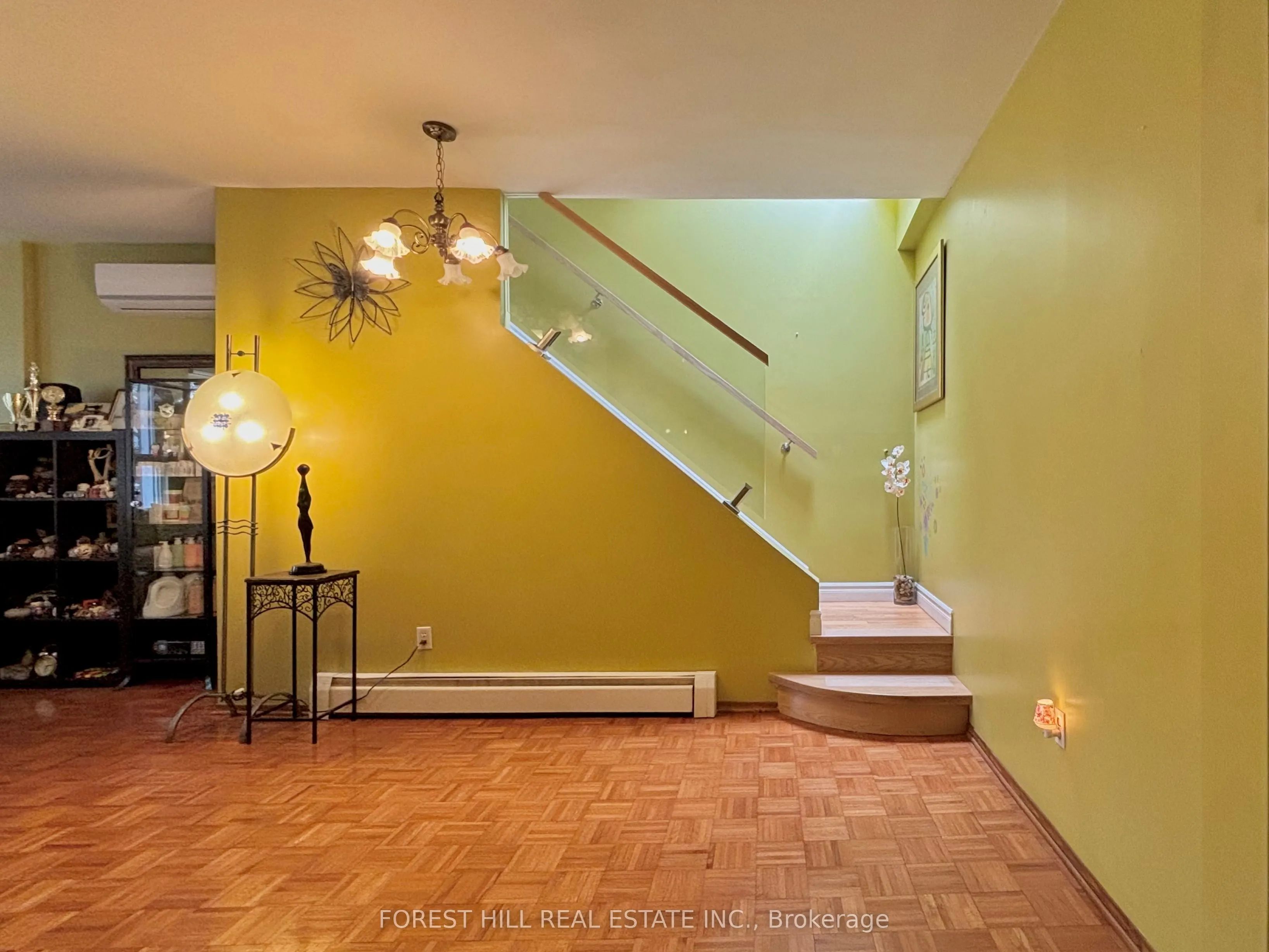 1046 Dovercourt Road