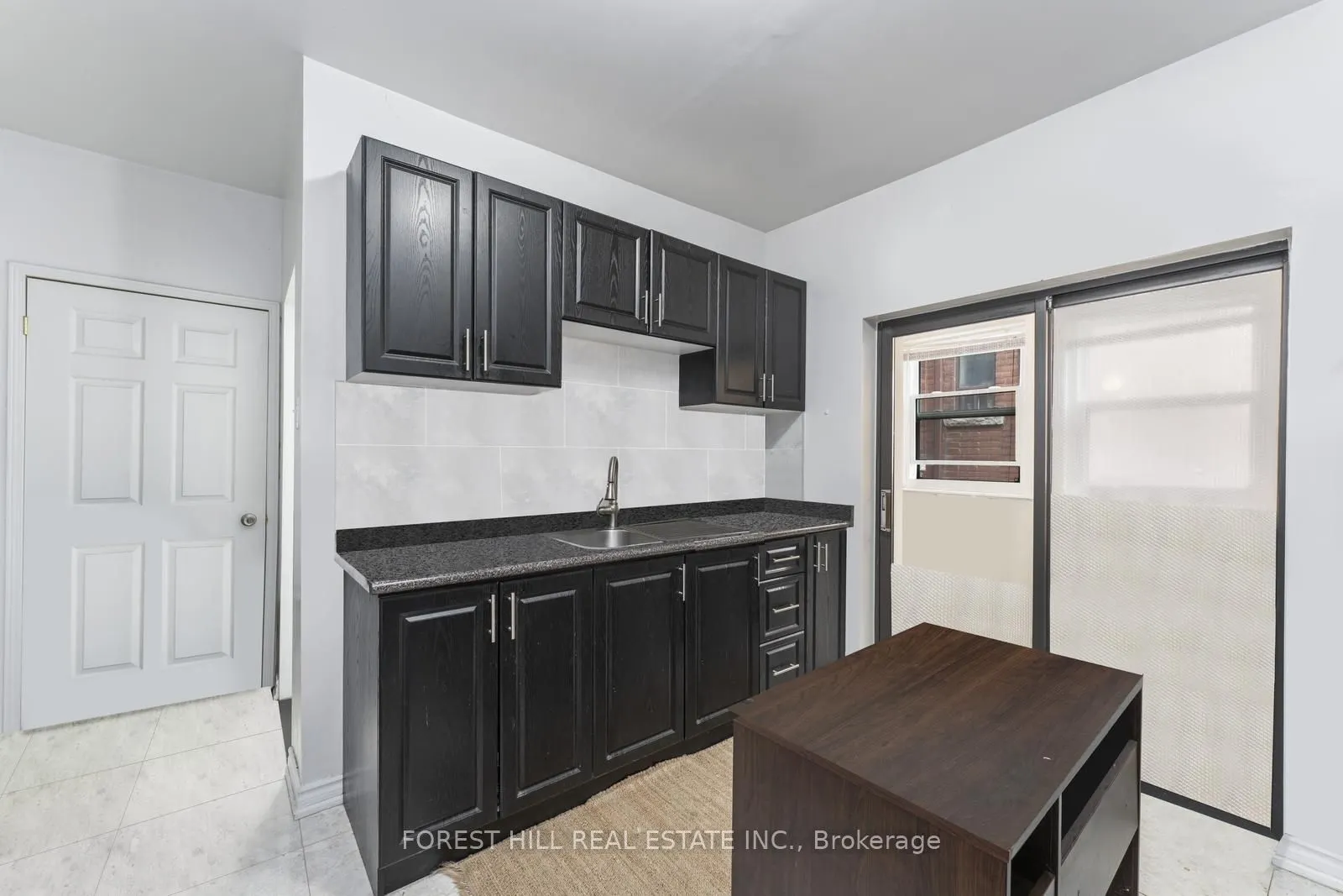 1046 Dovercourt Road