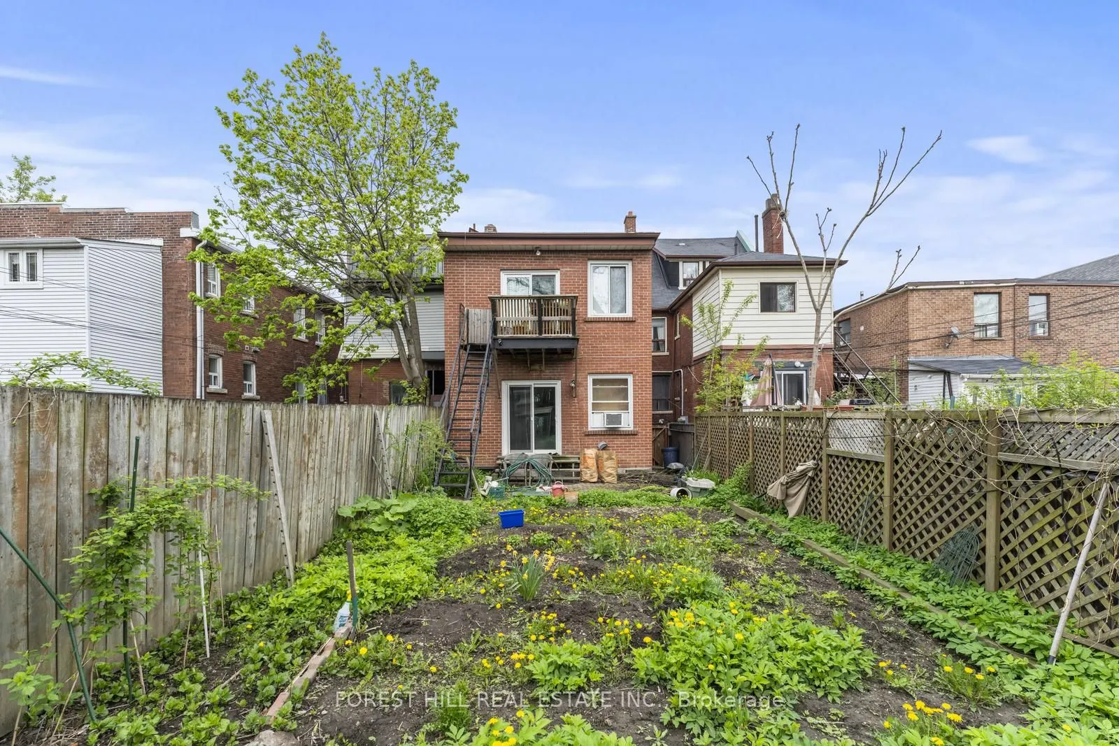 1046 Dovercourt Road