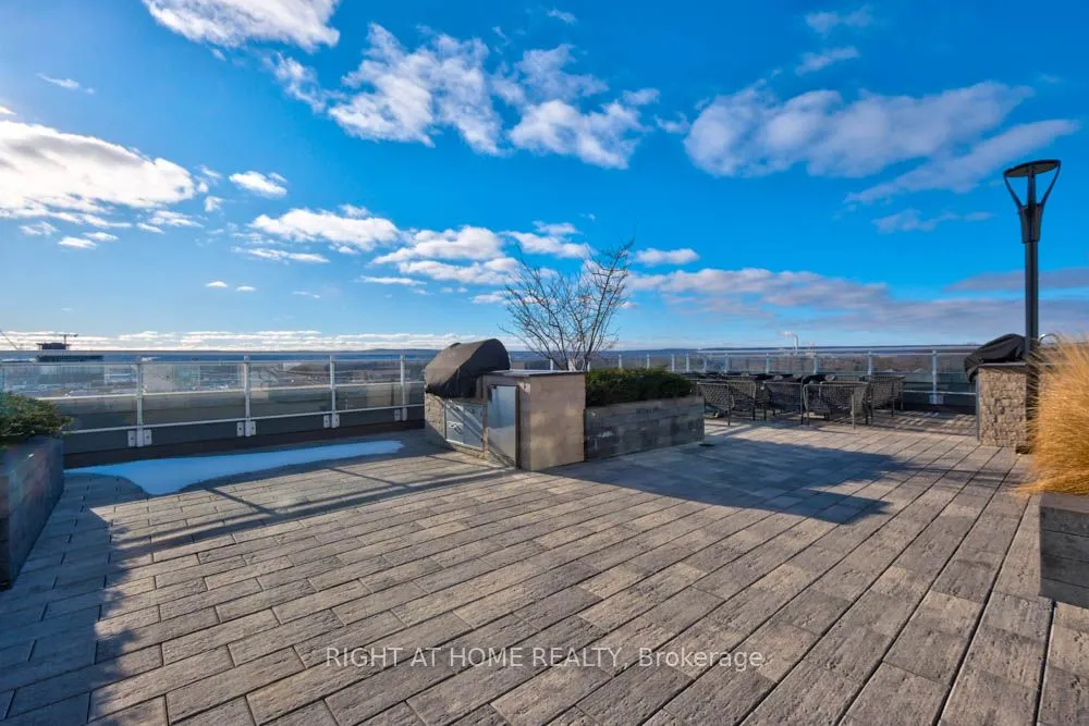 1050 Main Street E #312