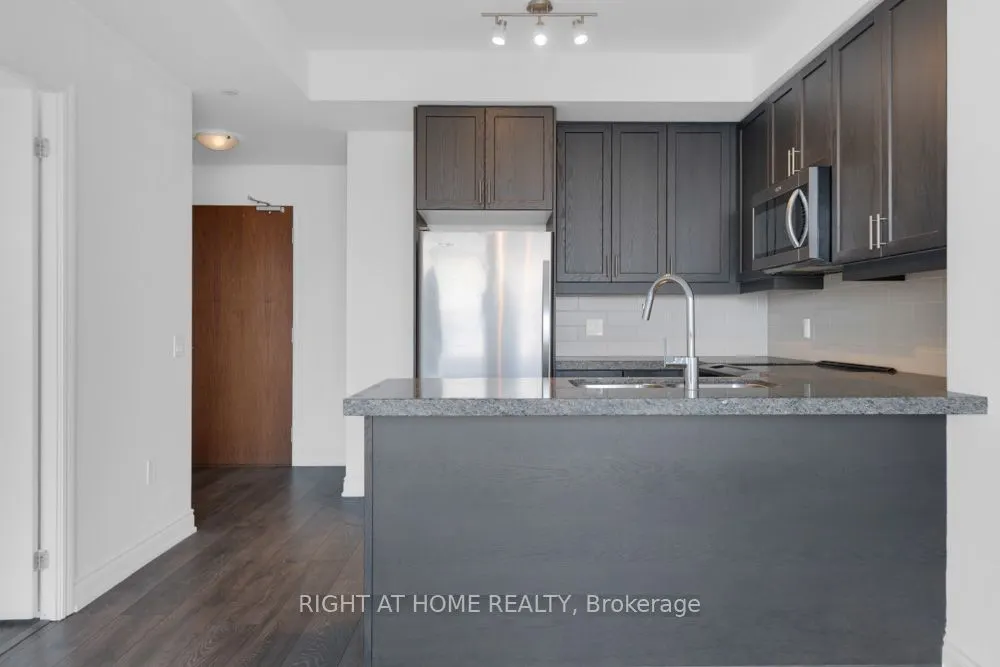 1050 Main Street E #312