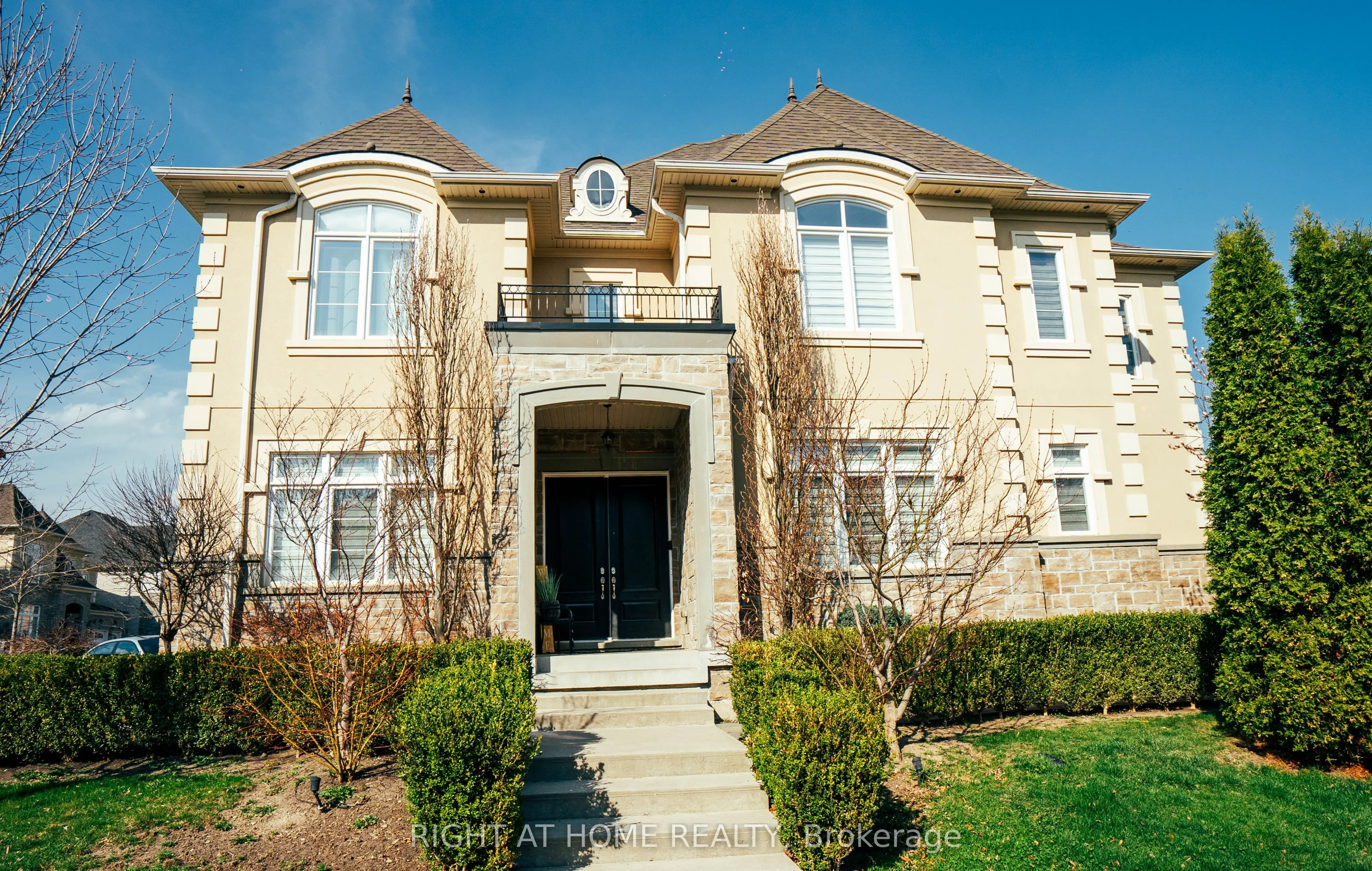 11 Fairmont Close