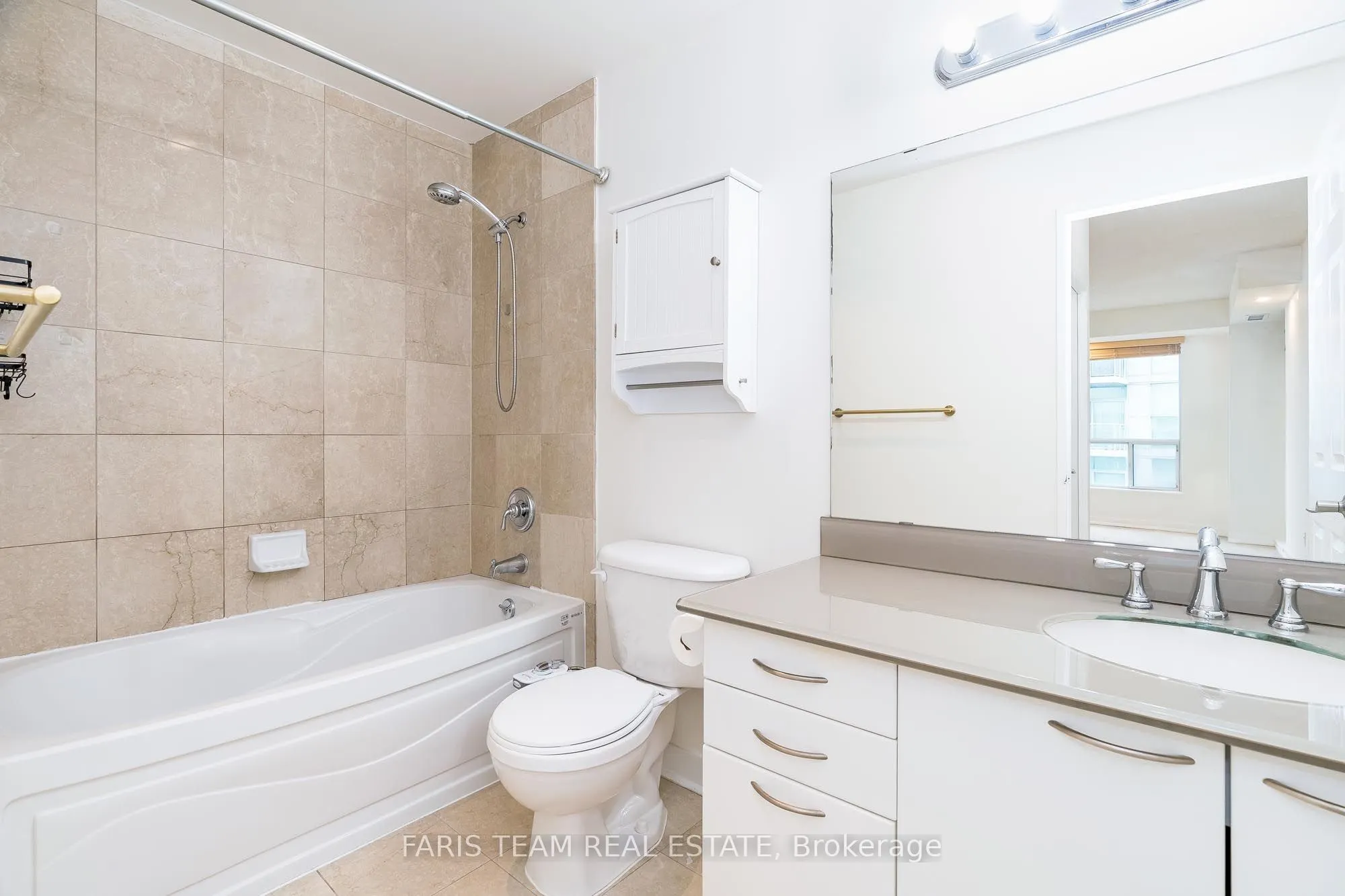 88 Palace Pier Court, #806