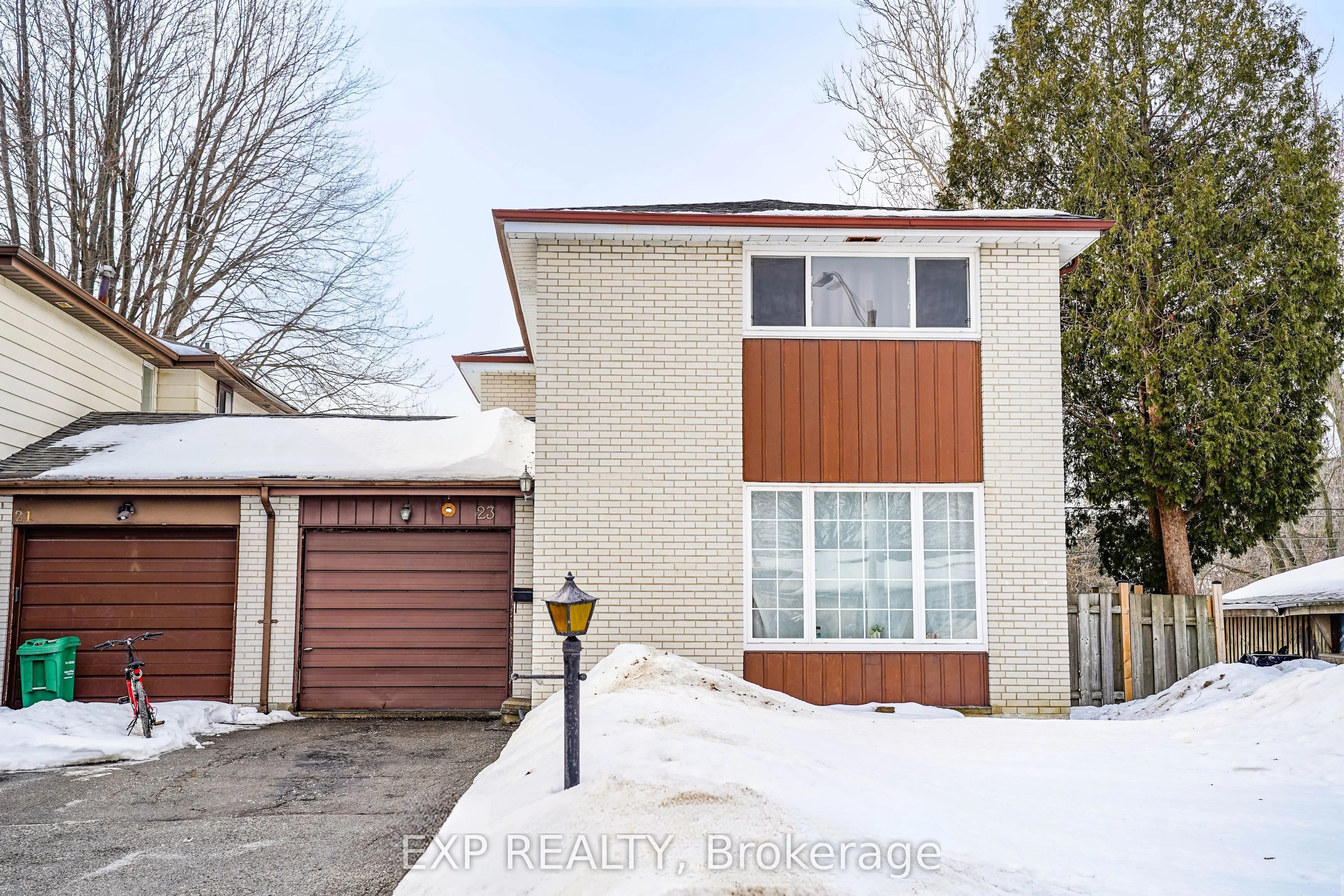 23 Cloverdale Drive