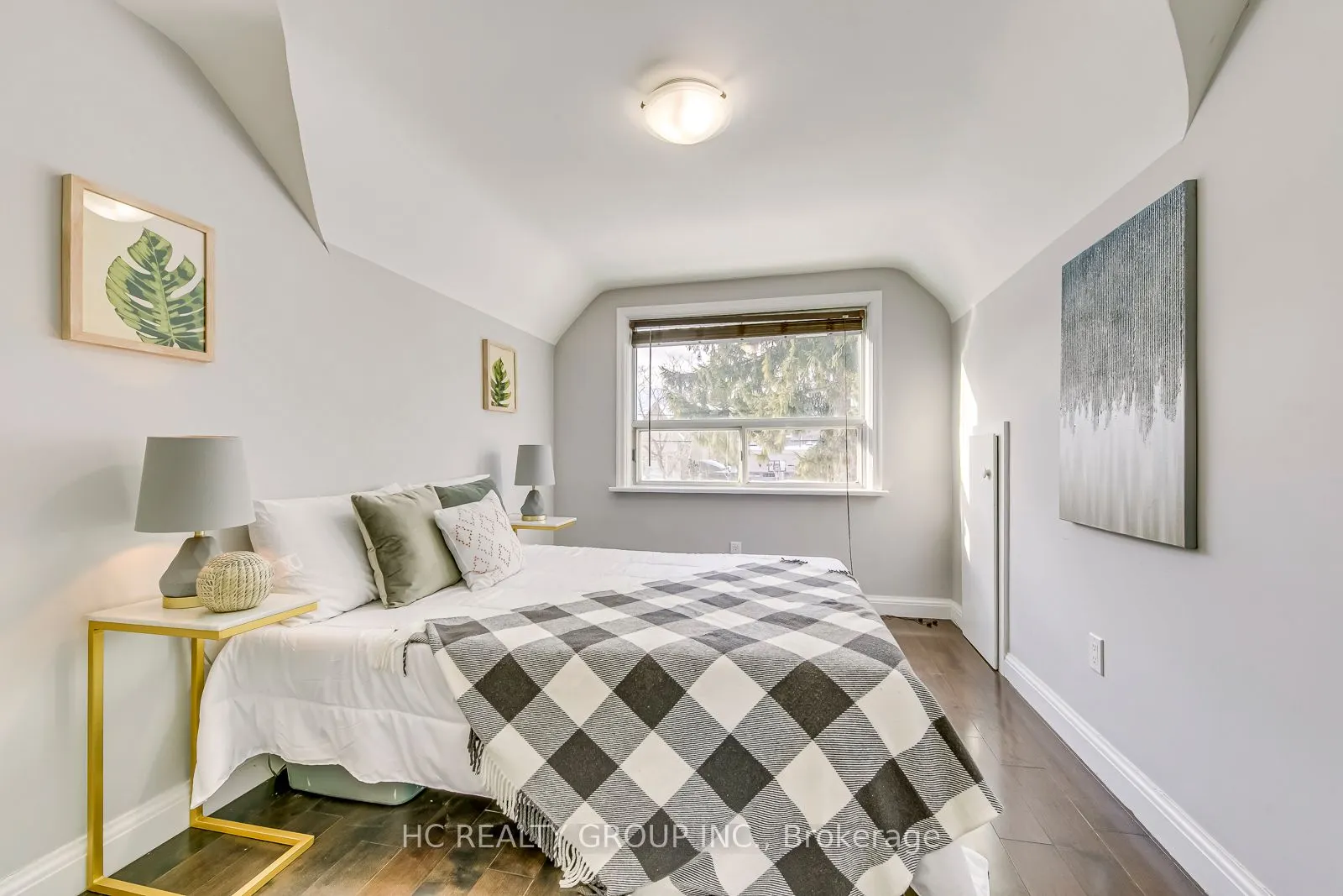 468 Lynd Avenue