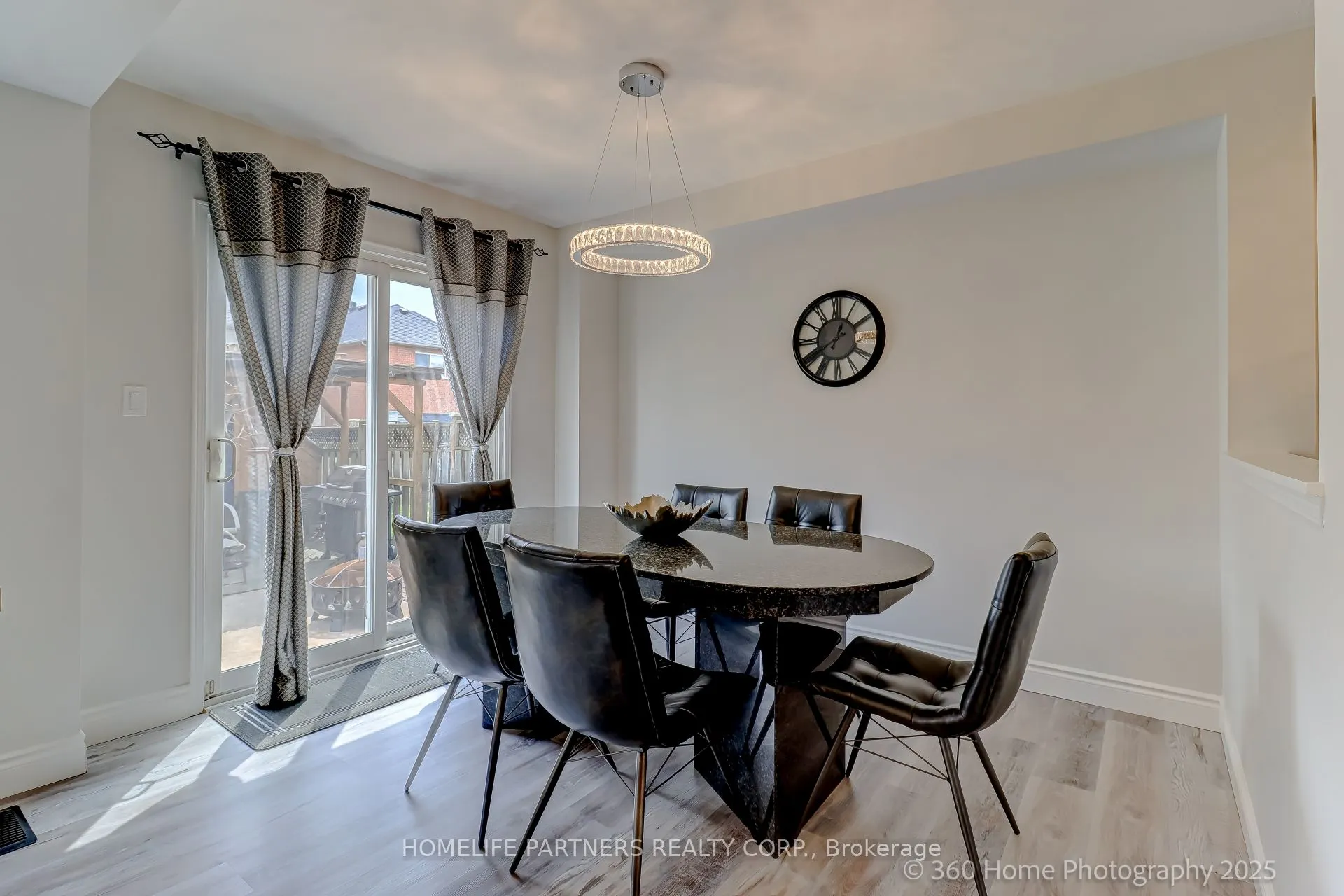 31 Knoll Haven Circle