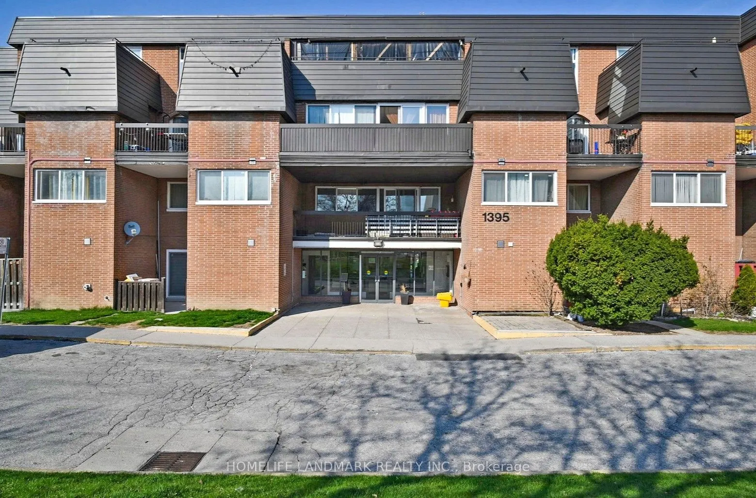 1395 Williamsport Drive, #352