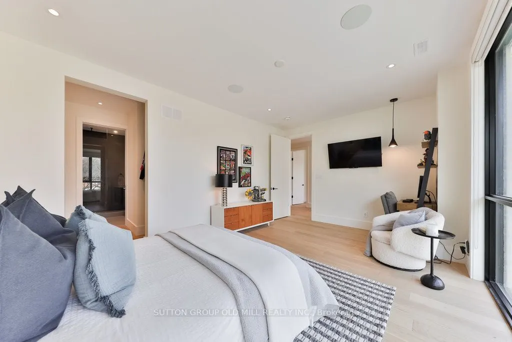 5 Bernice Avenue