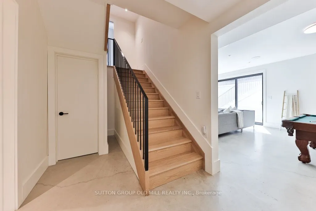 5 Bernice Avenue