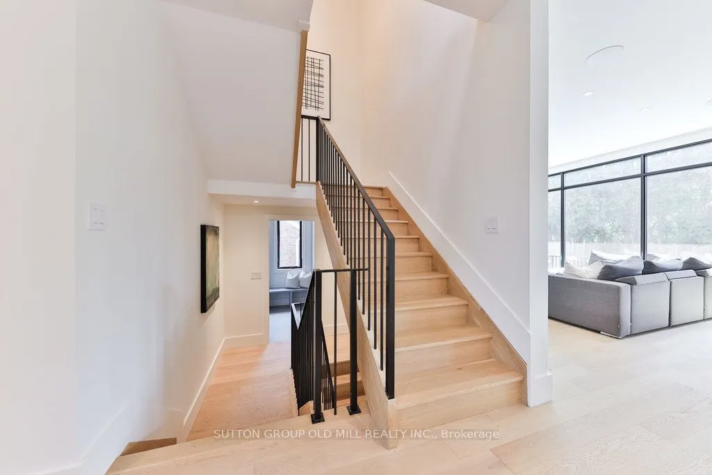 5 Bernice Avenue