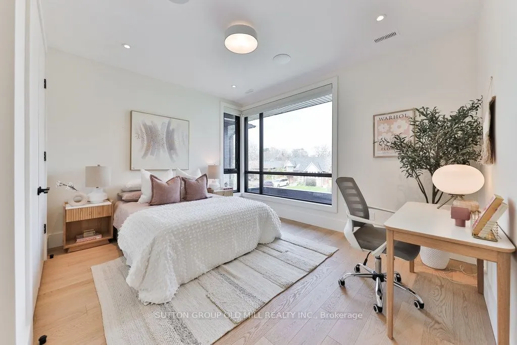 5 Bernice Avenue