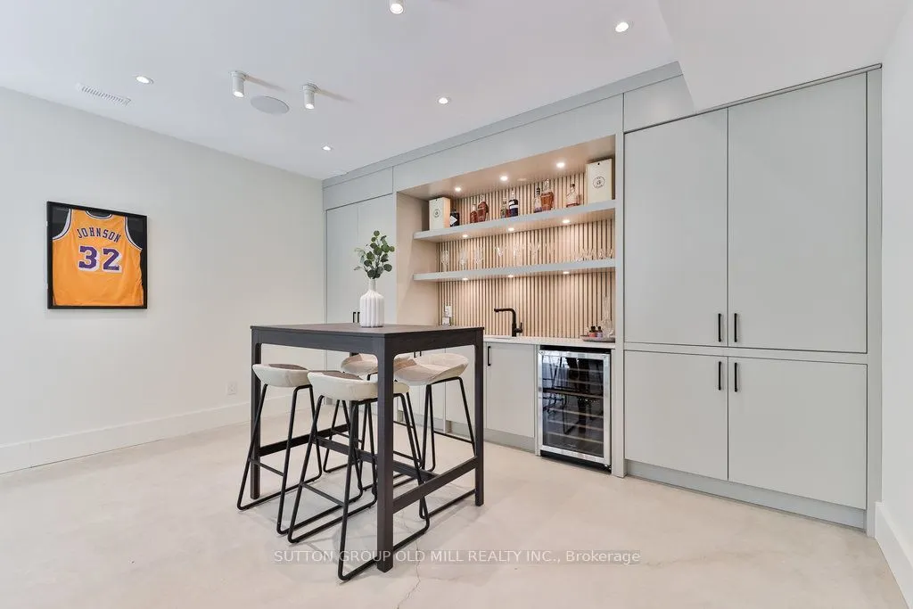 5 Bernice Avenue