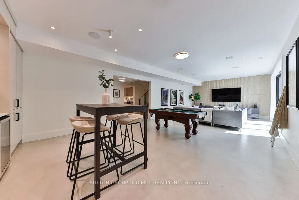 5 Bernice Avenue