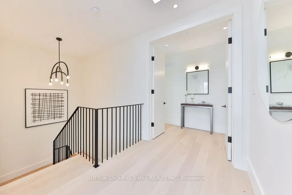 5 Bernice Avenue