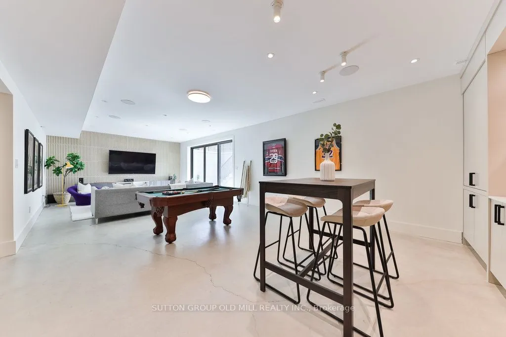 5 Bernice Avenue