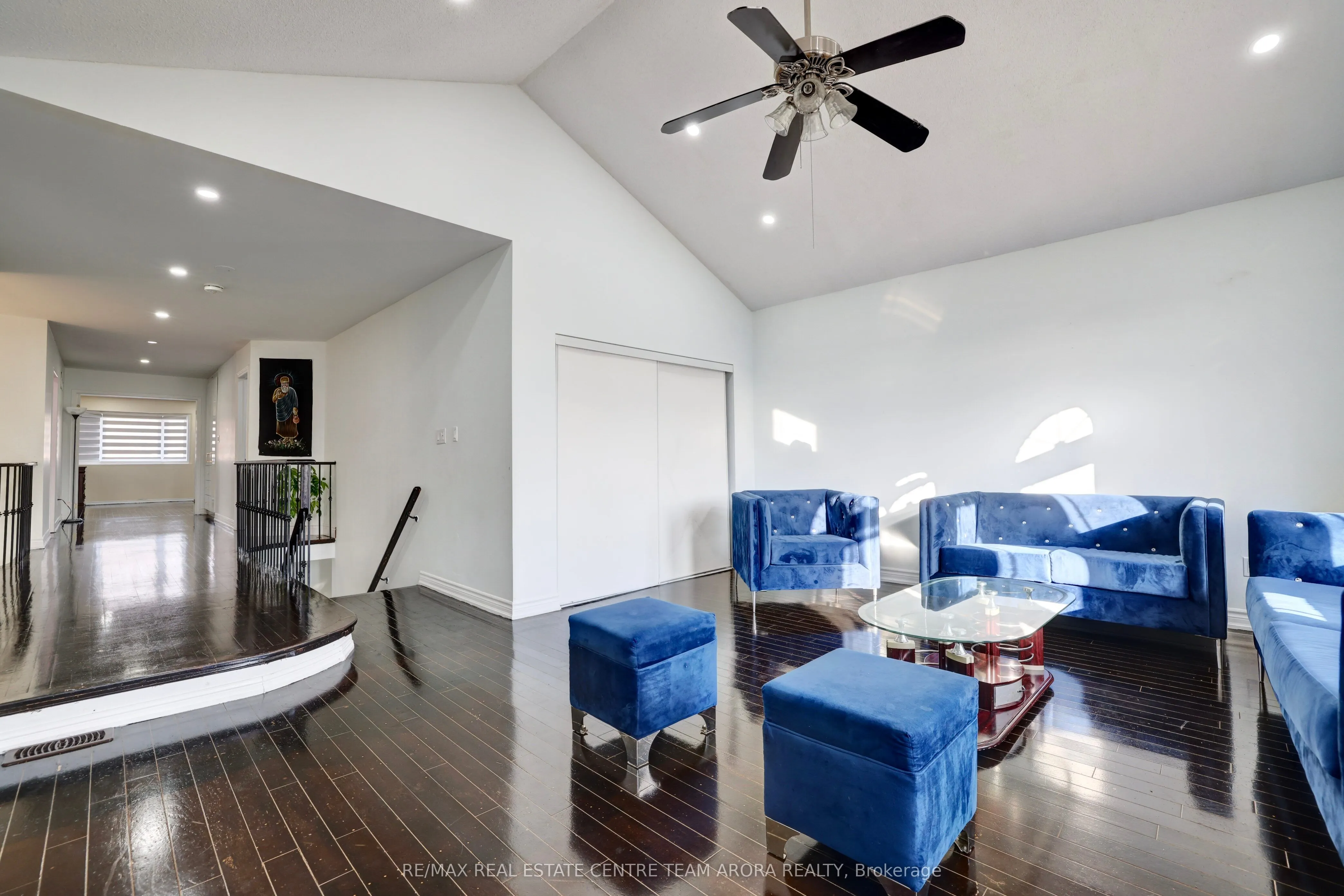247 Cresthaven Road
