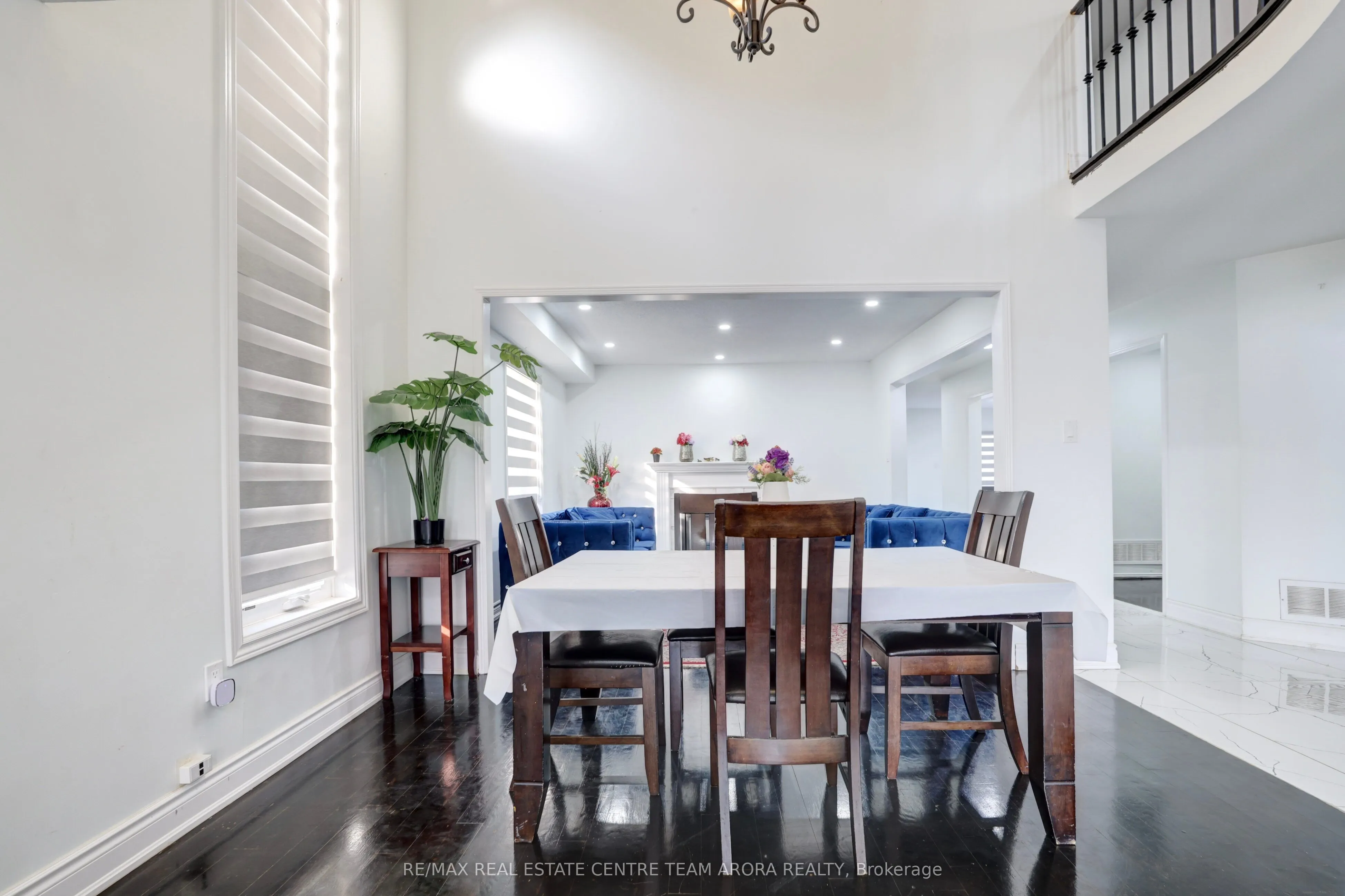 247 Cresthaven Road