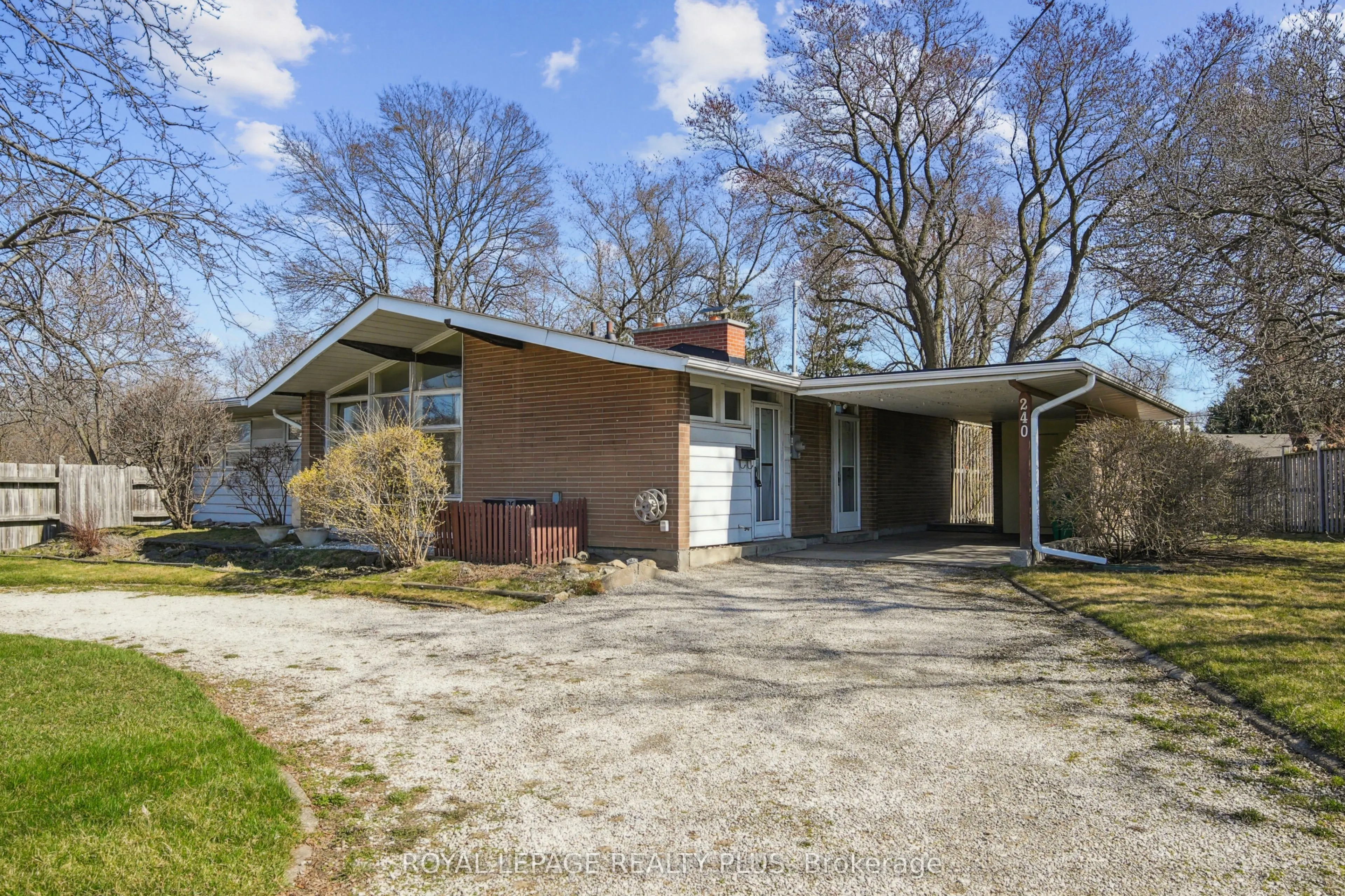 240 South Service Road