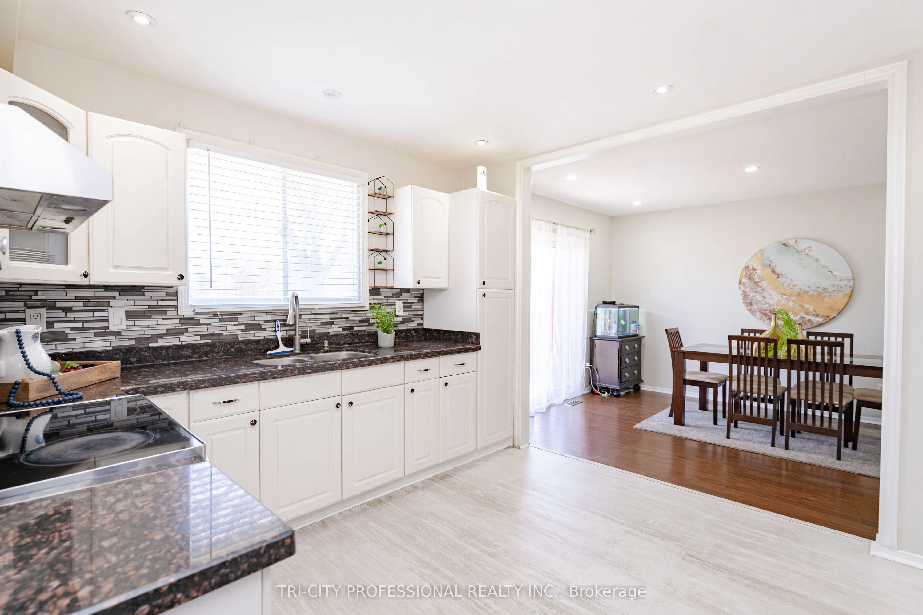 111 Dearbourne Boulevard
