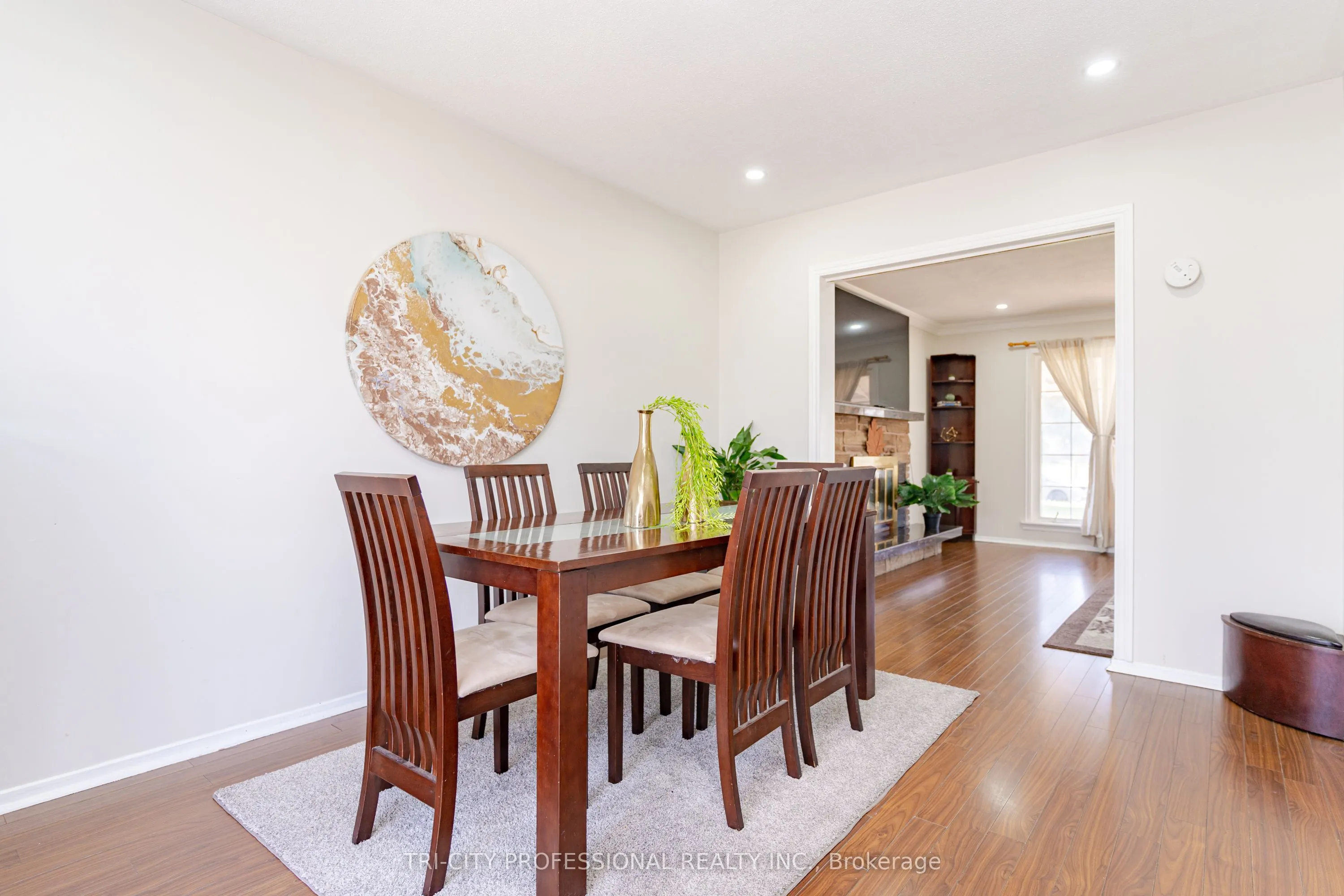 111 Dearbourne Boulevard