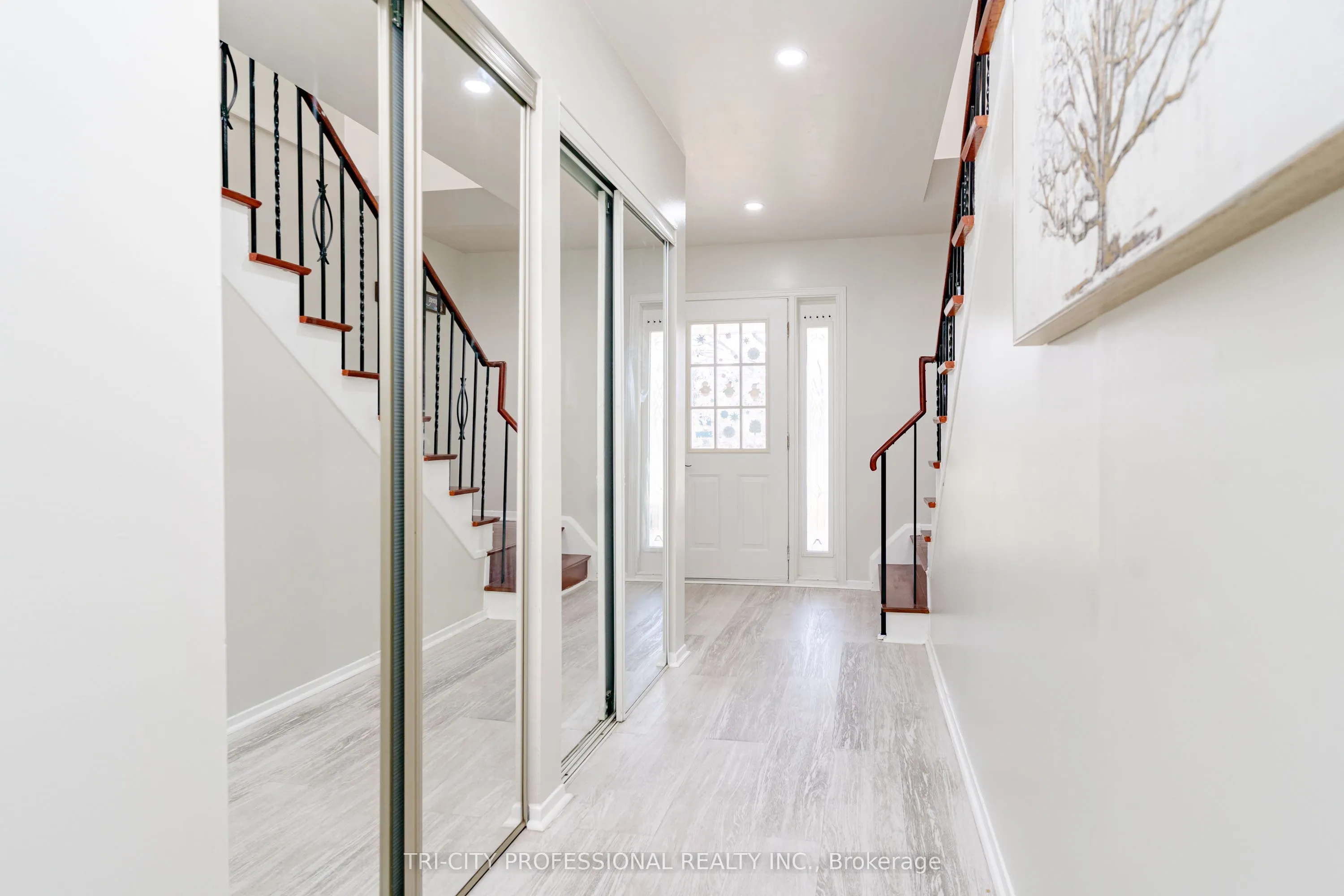111 Dearbourne Boulevard