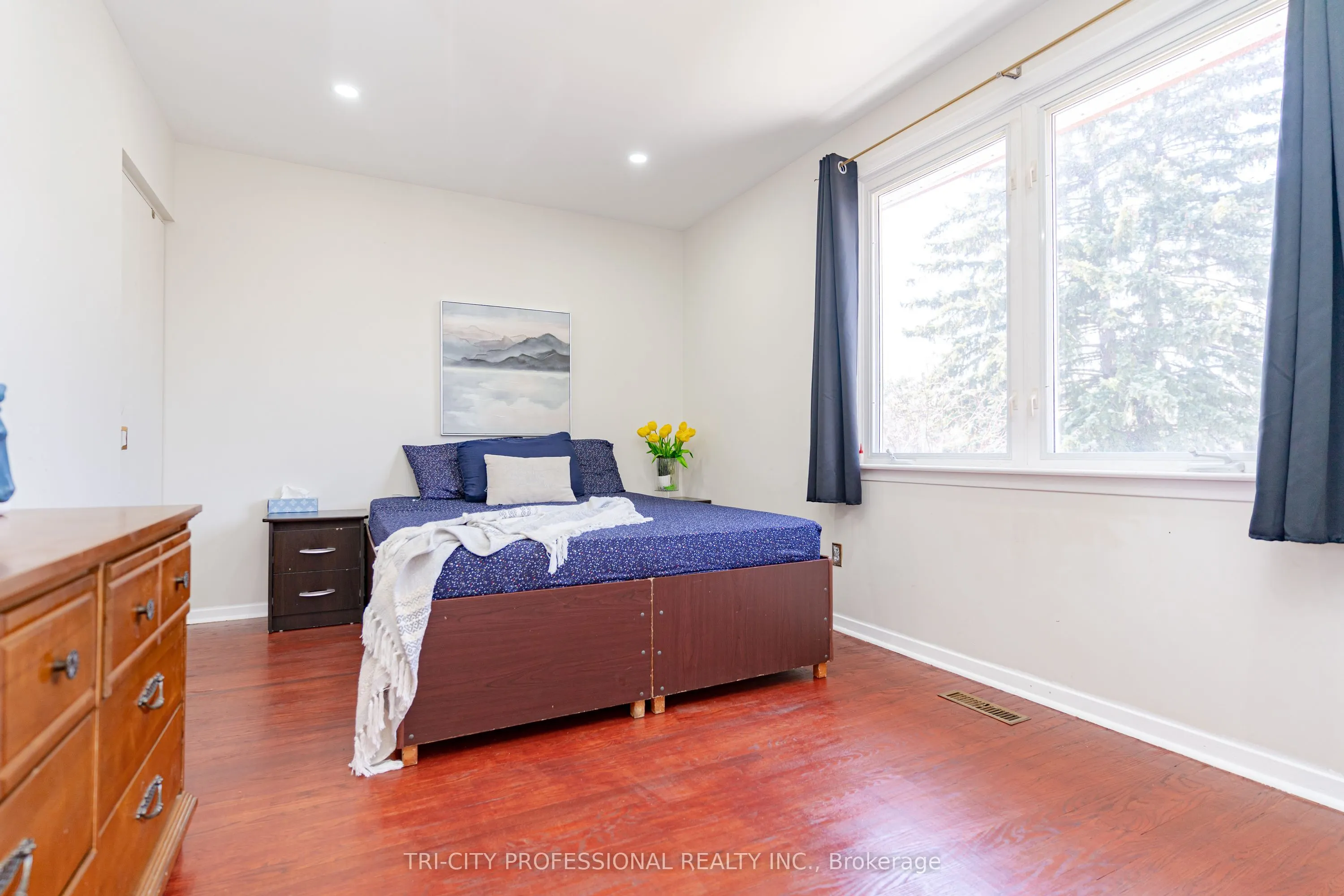 111 Dearbourne Boulevard
