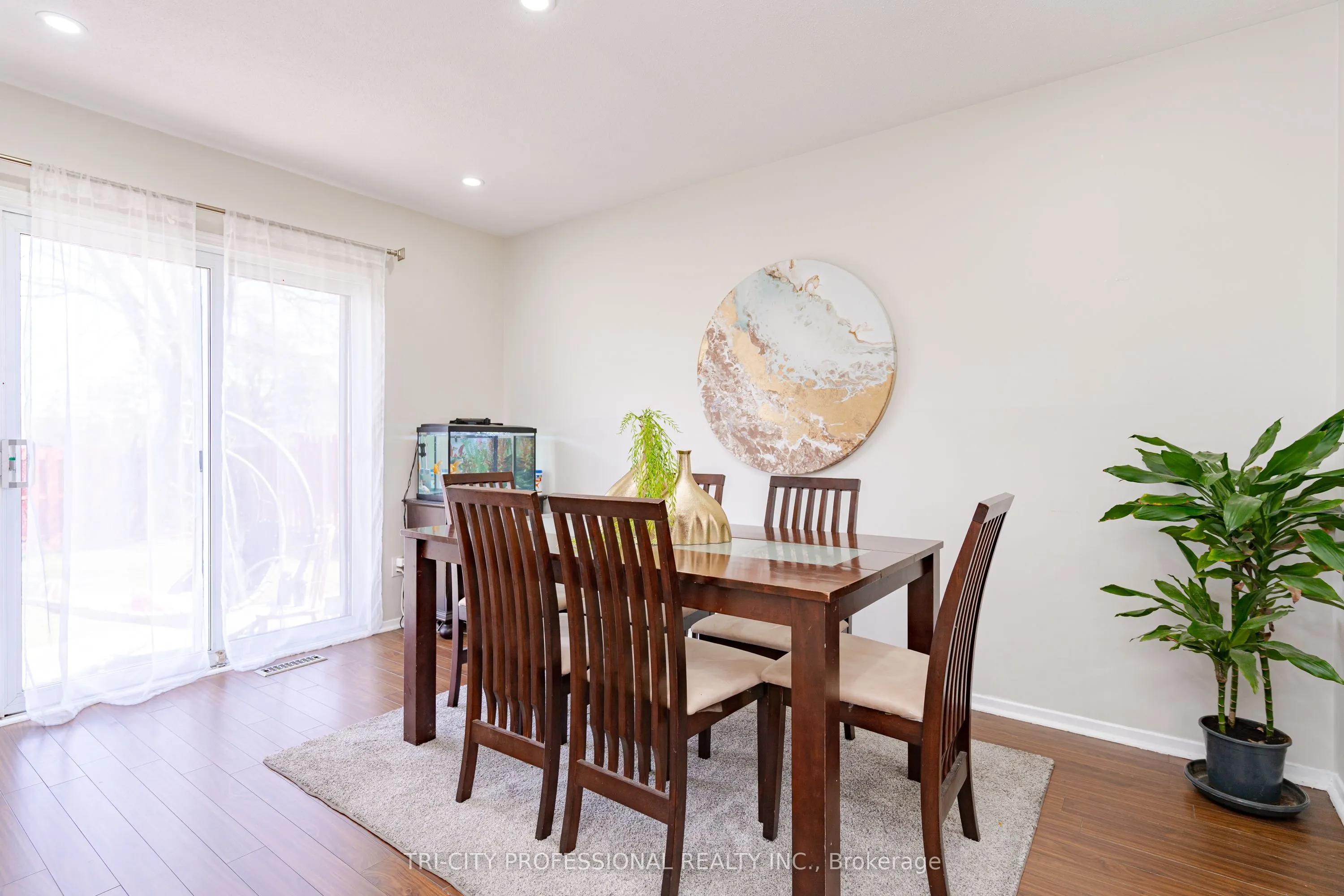 111 Dearbourne Boulevard