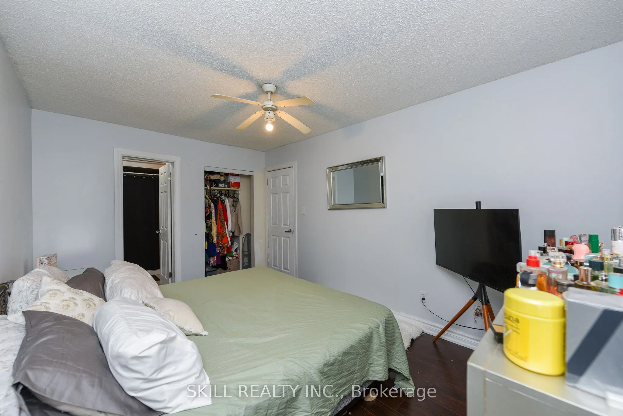 7500 Goreway Drive, #92