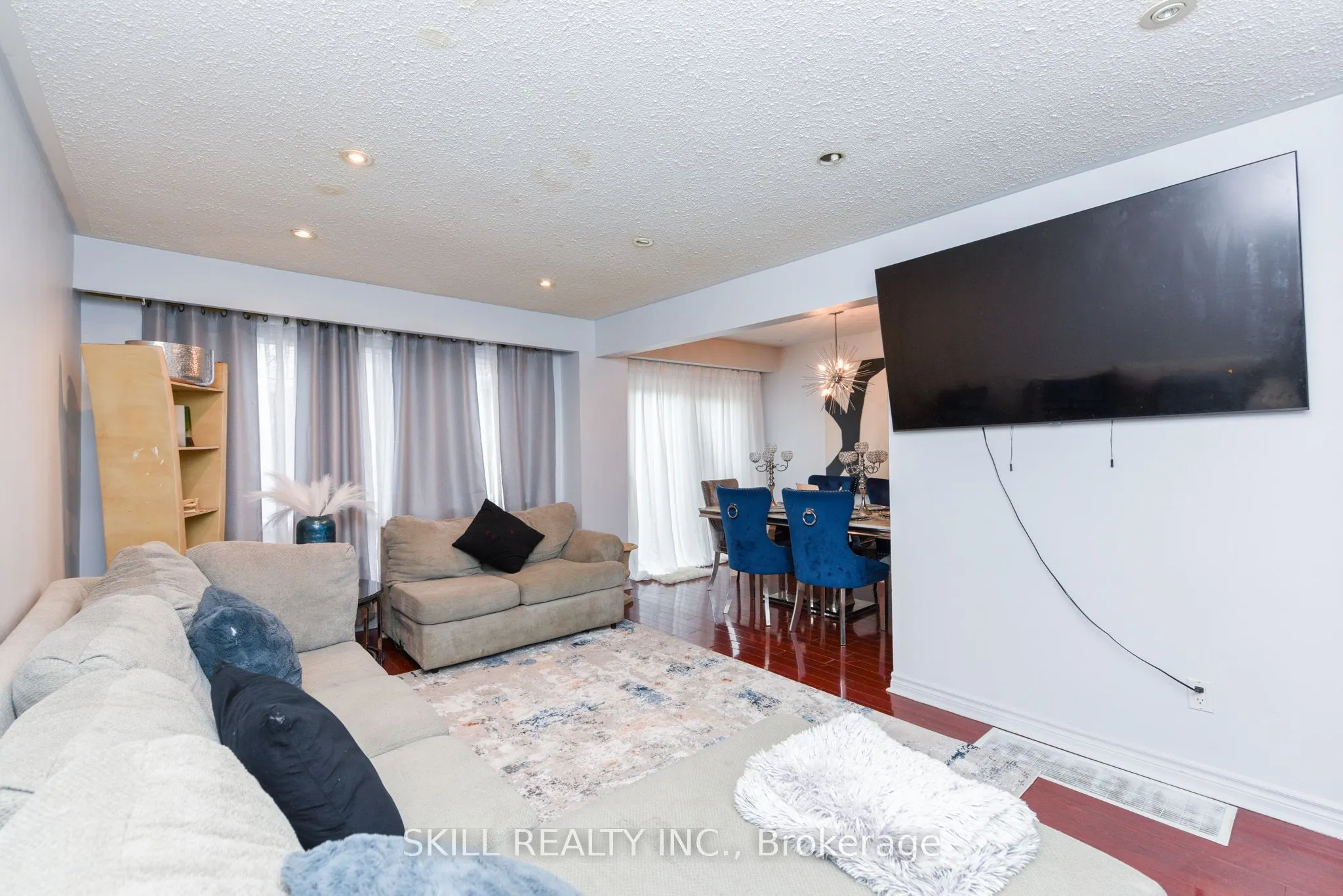 7500 Goreway Drive, #92