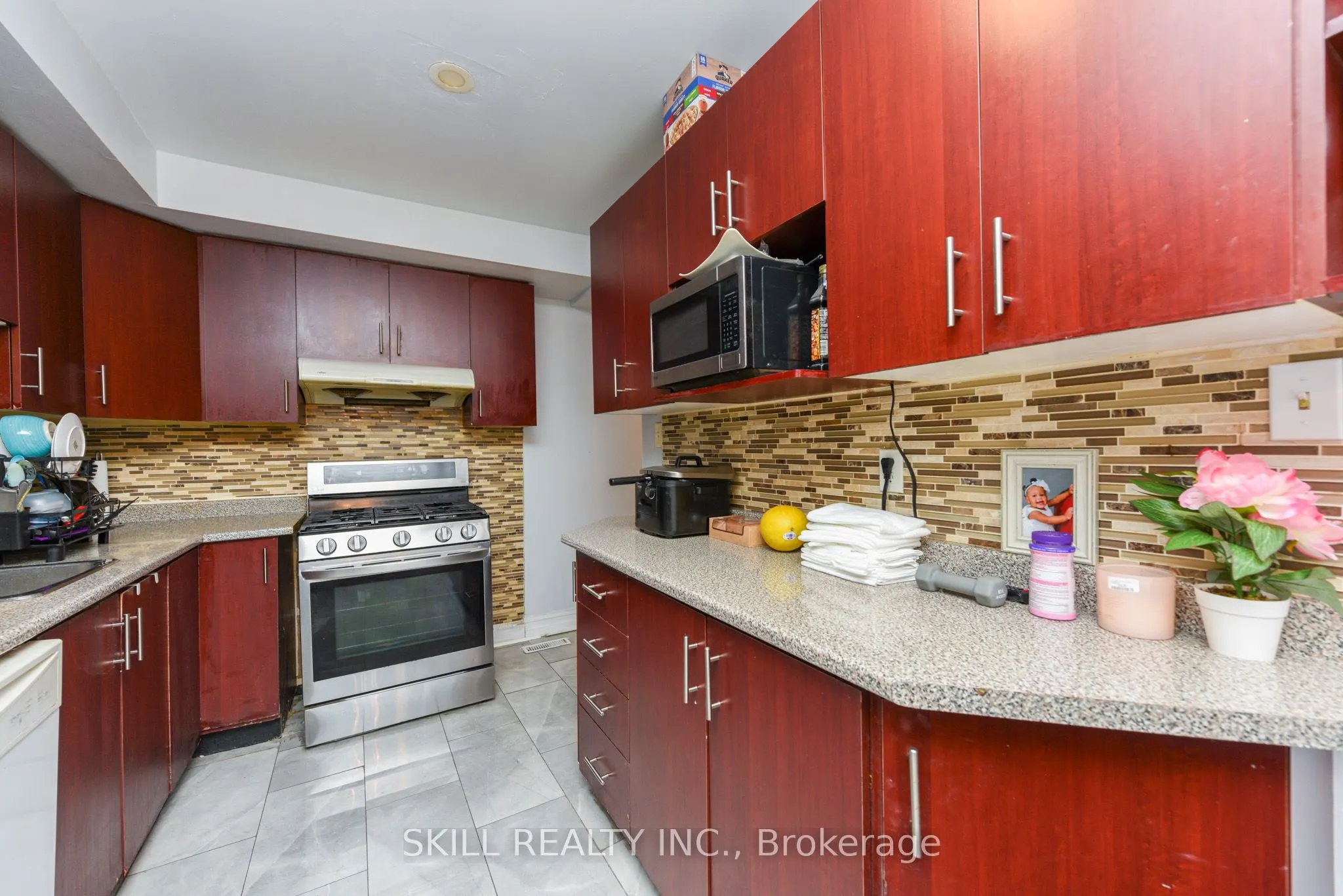 7500 Goreway Drive, #92
