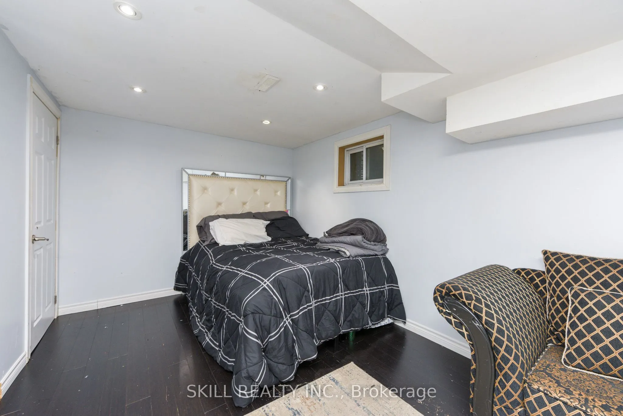 7500 Goreway Drive, #92