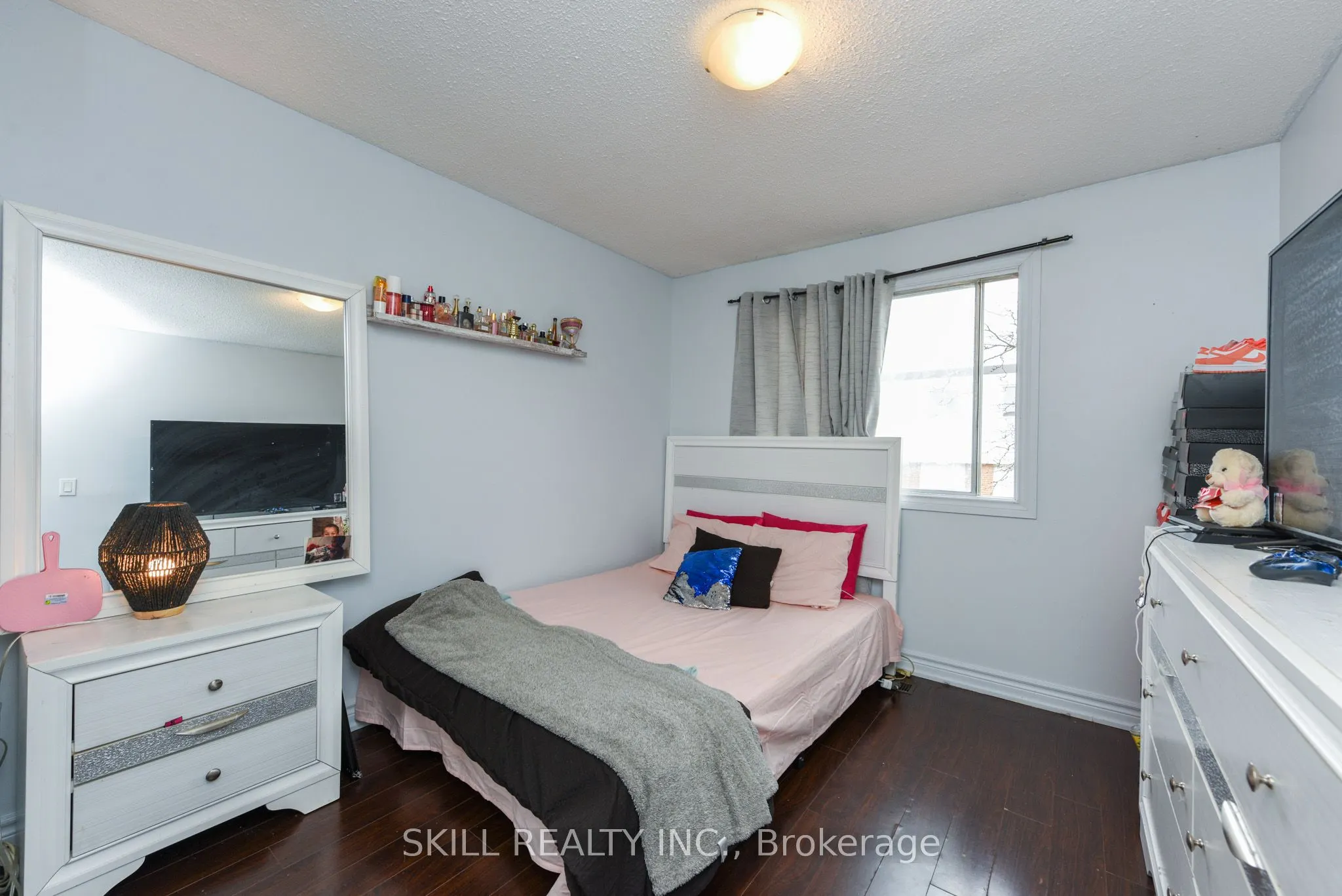 7500 Goreway Drive, #92