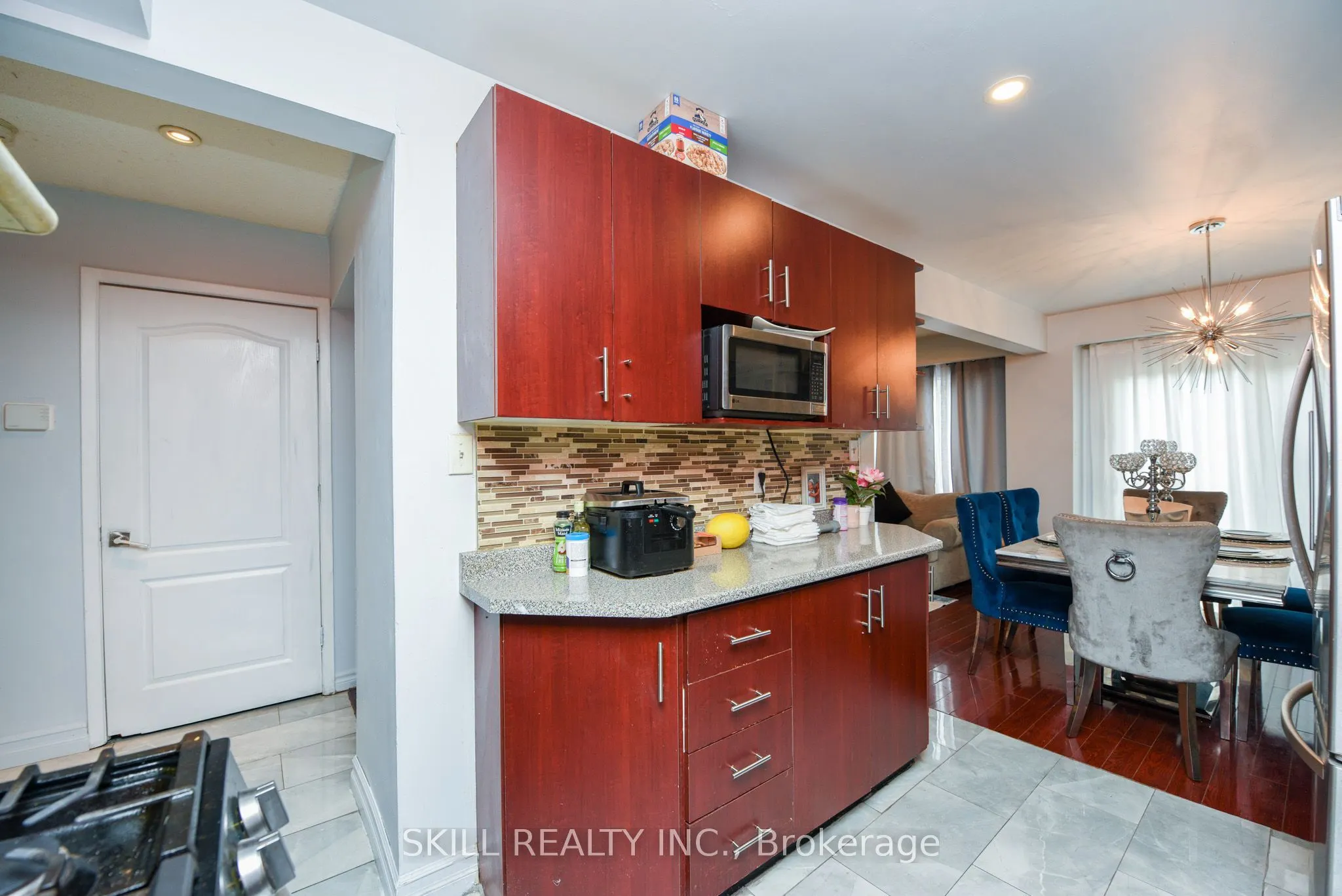 7500 Goreway Drive, #92