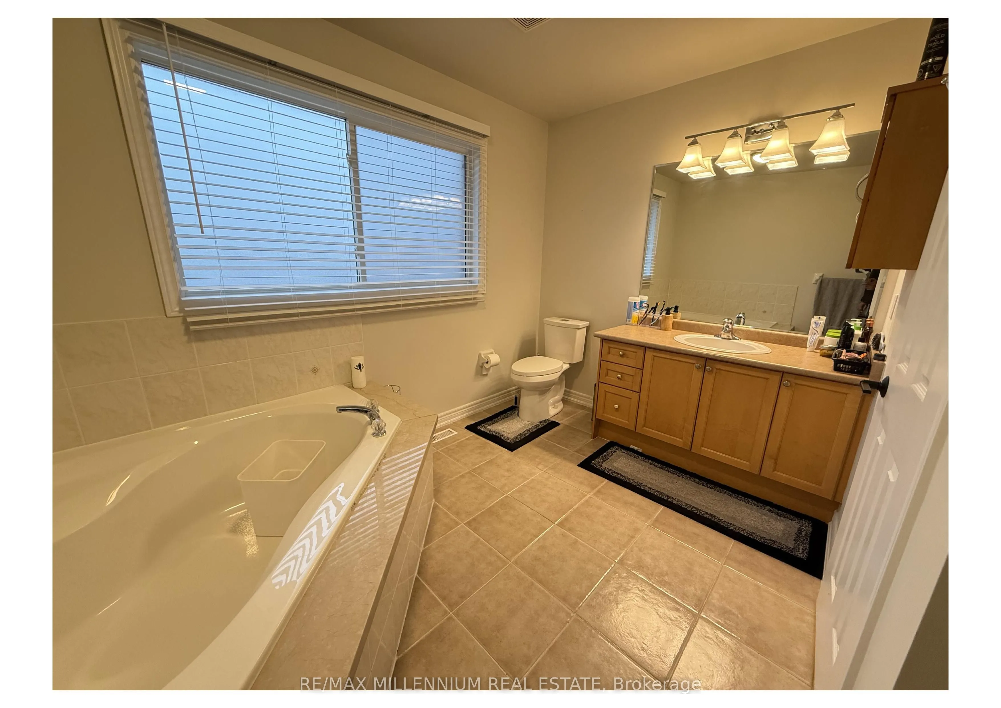 77 Emily Carr Crescent