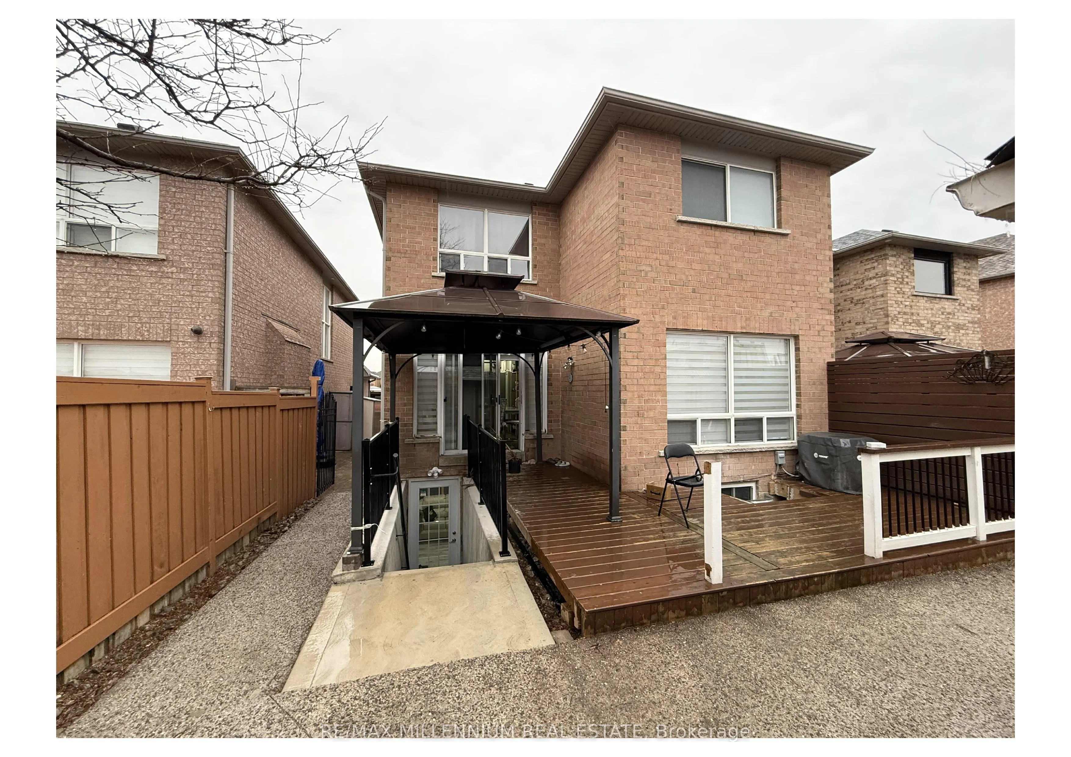 77 Emily Carr Crescent