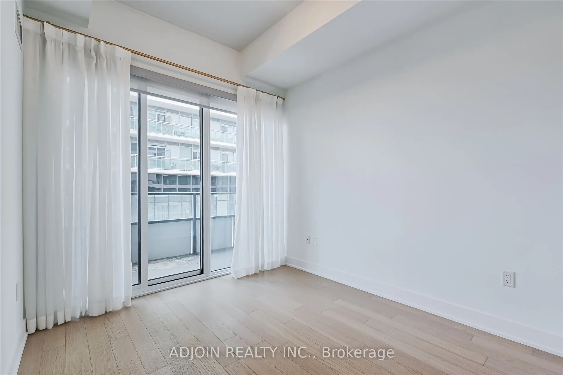 30 Shore Breeze Drive, #434