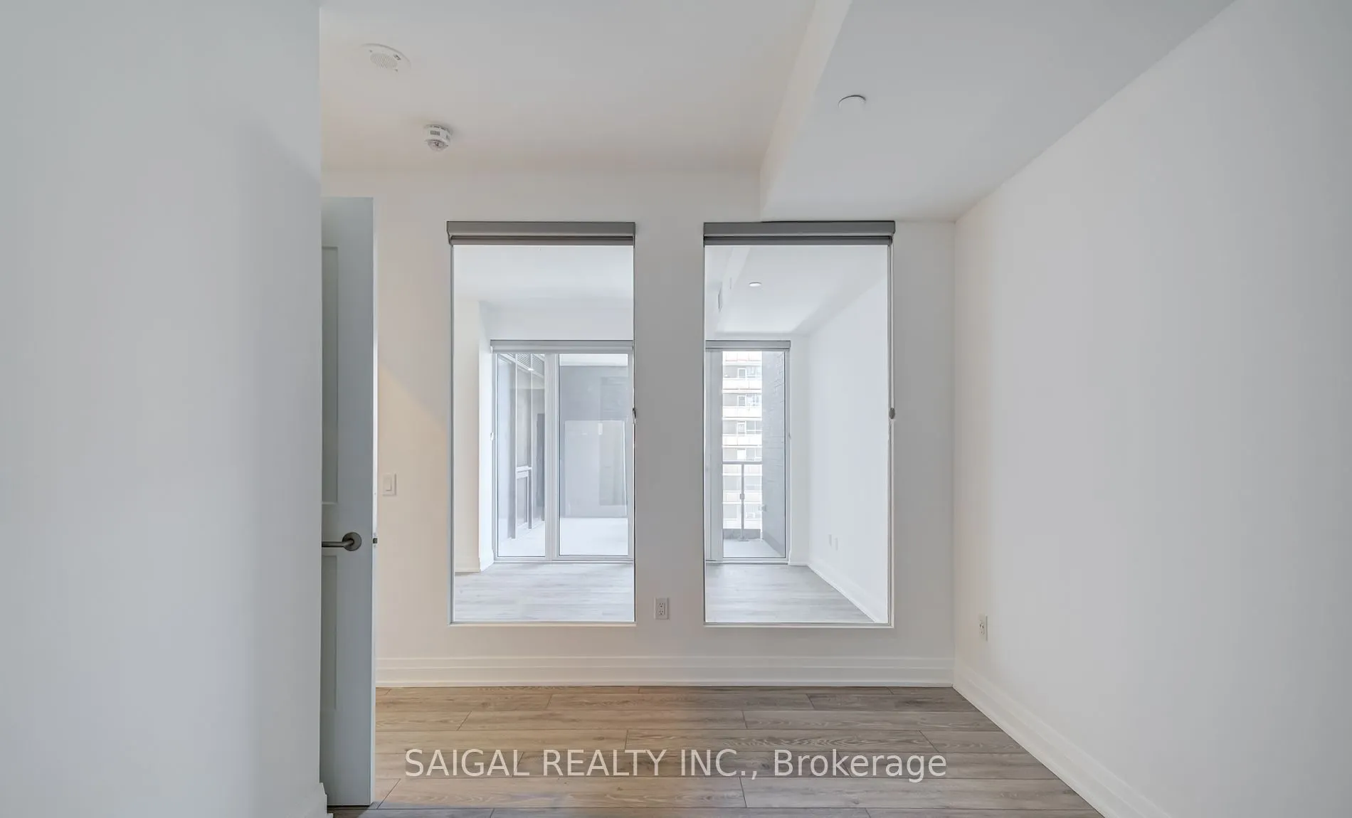 21 Park Street E, #601