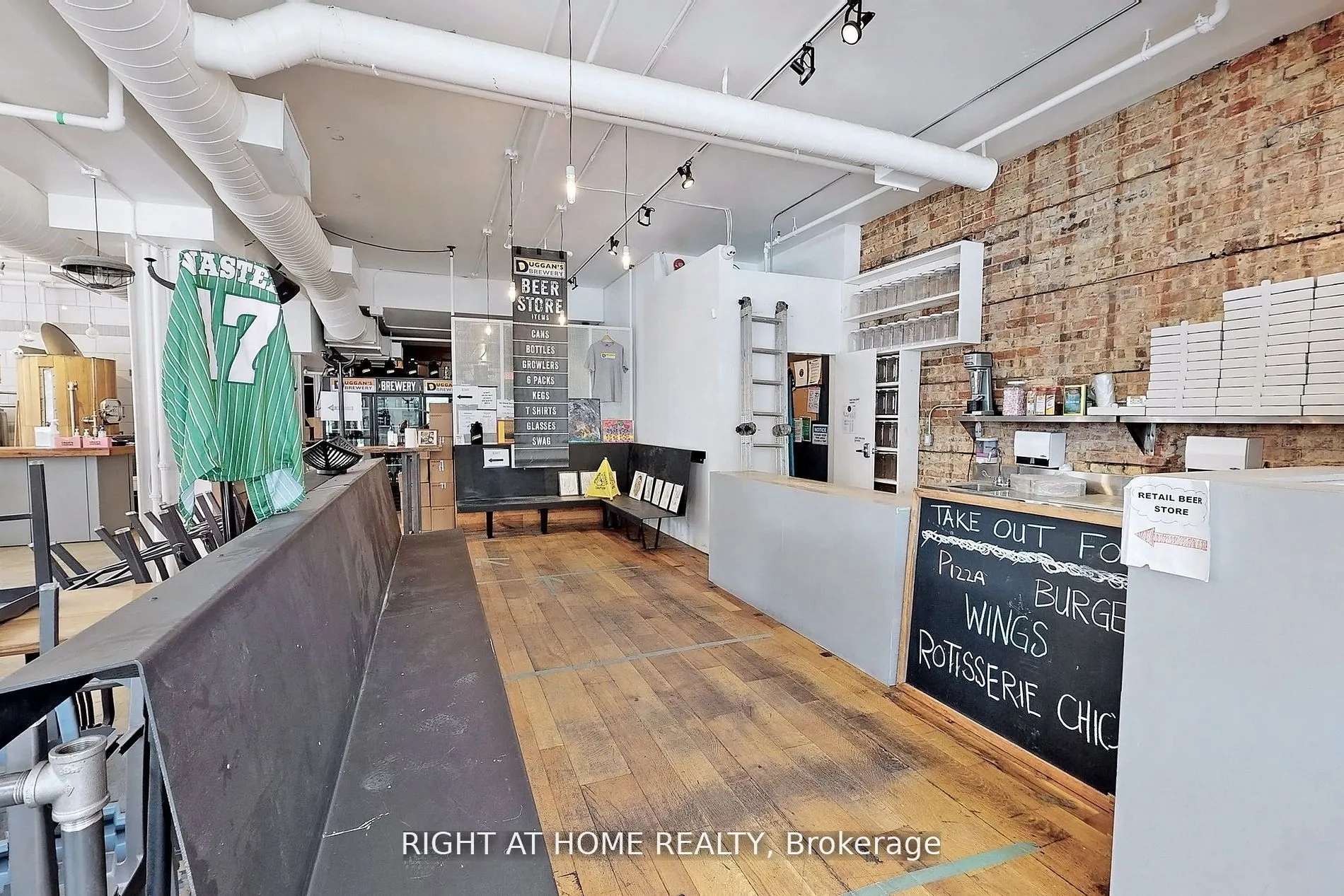 1346 Queen Street W