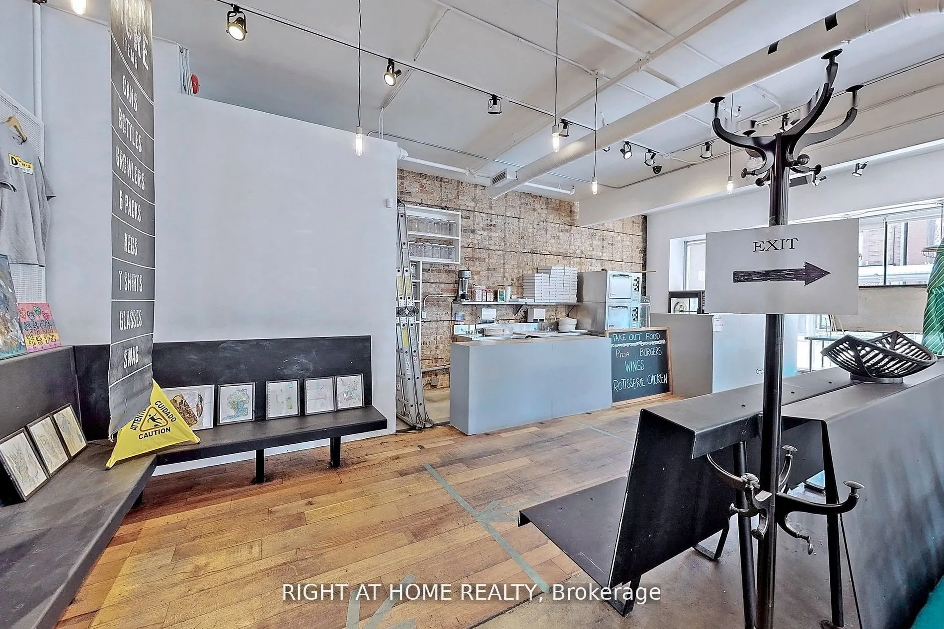 1346 Queen Street W