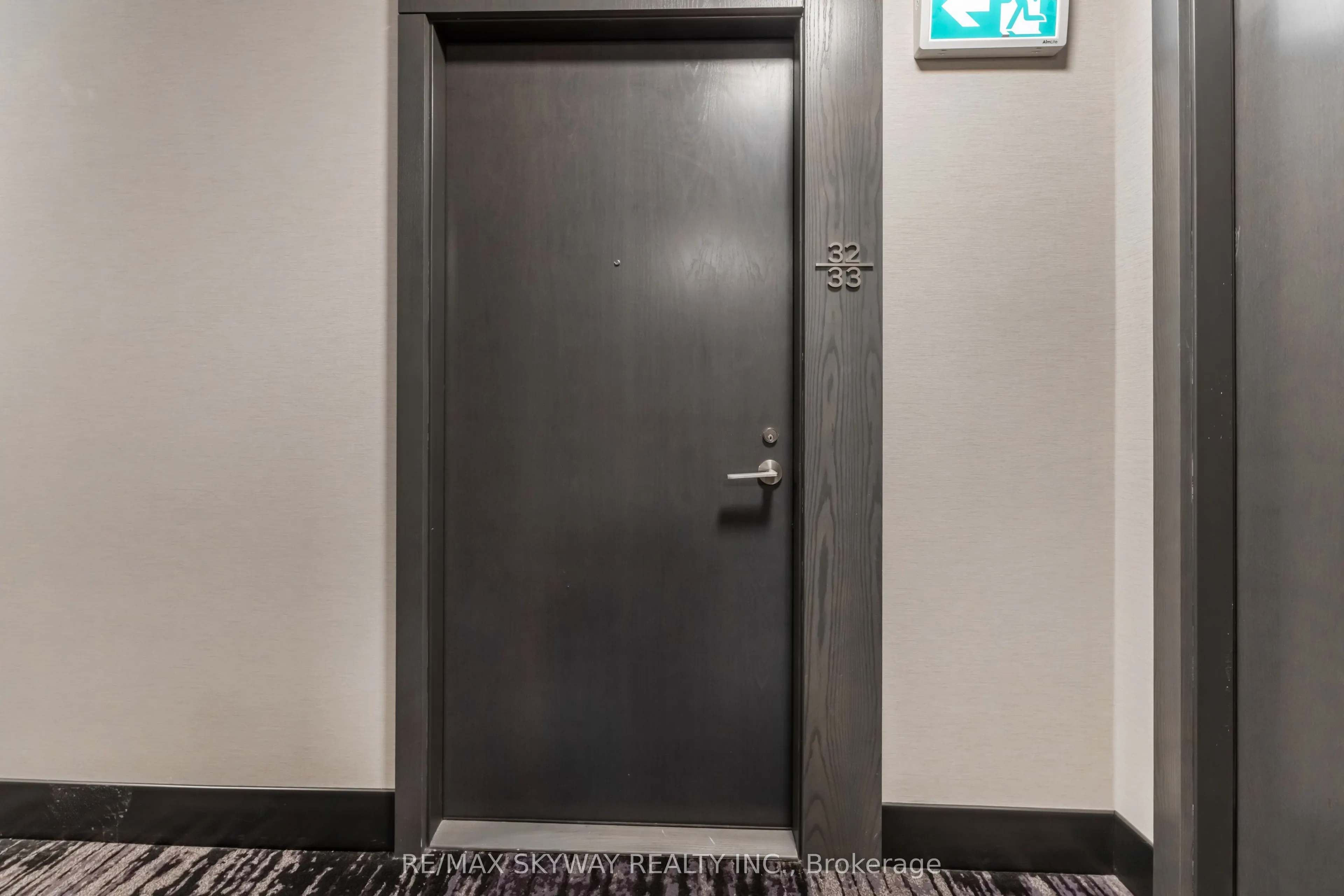 5 Mabelle Avenue W, #3233