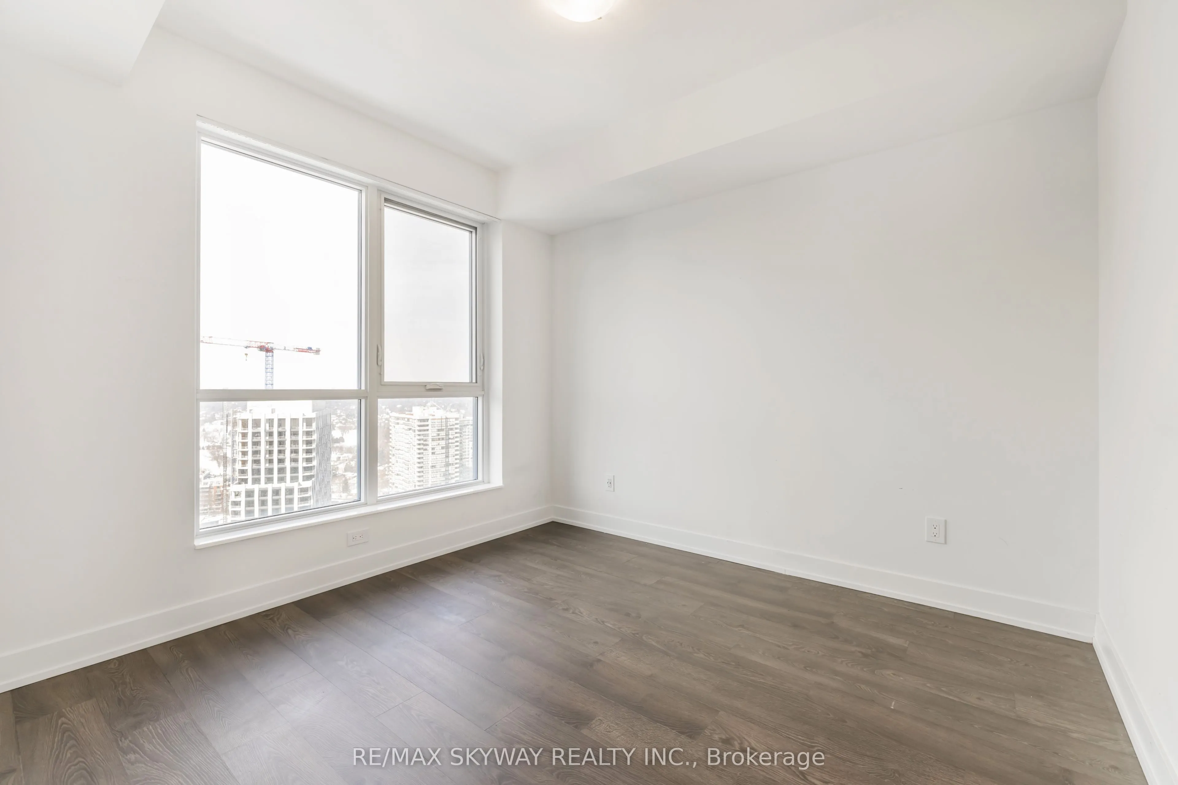 5 Mabelle Avenue W, #3233