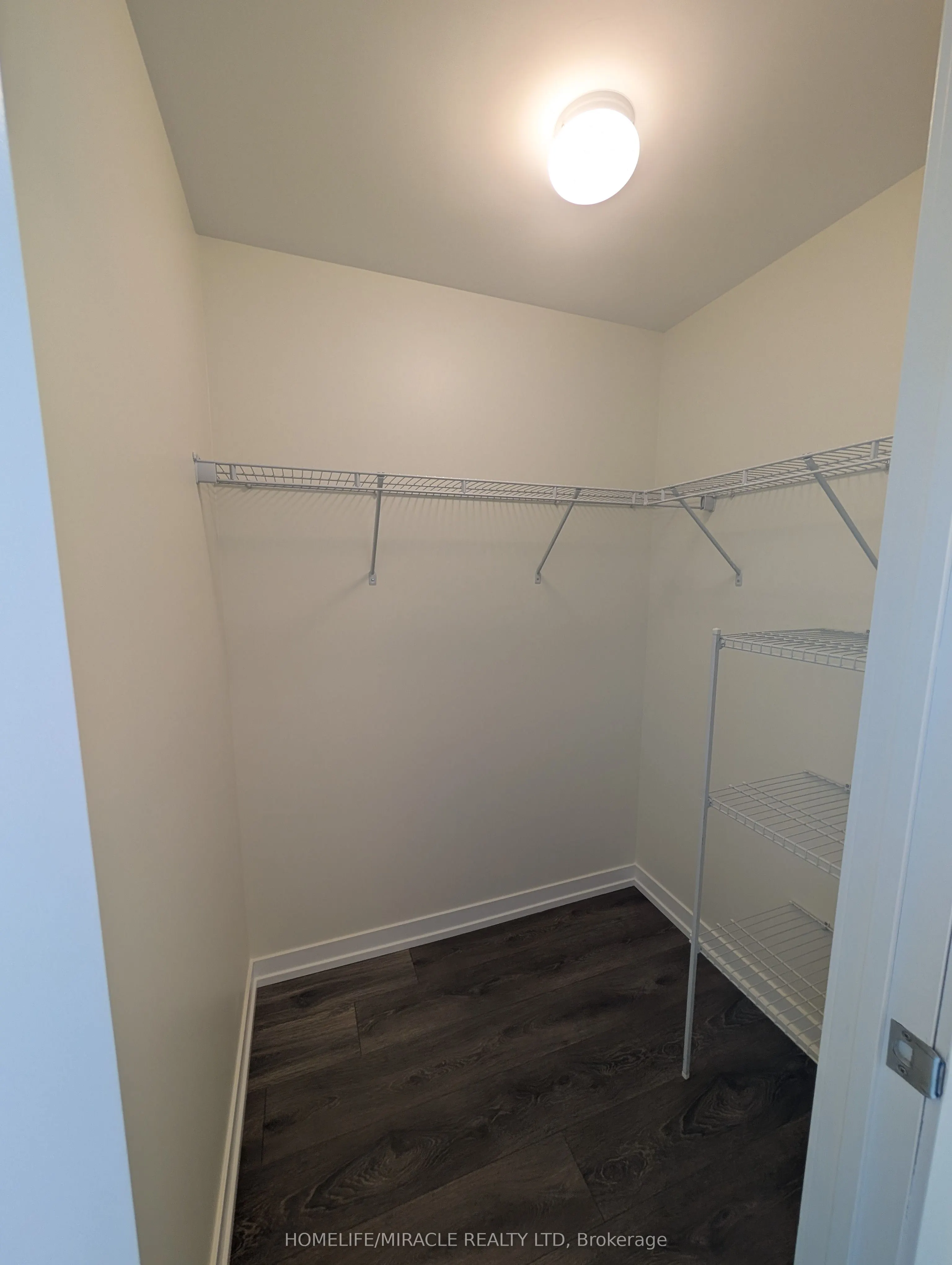 2520 Eglinton Avenue W, #1611