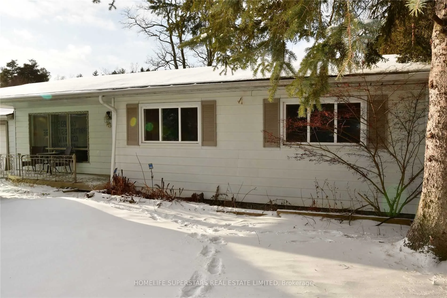 19 Larry Street
