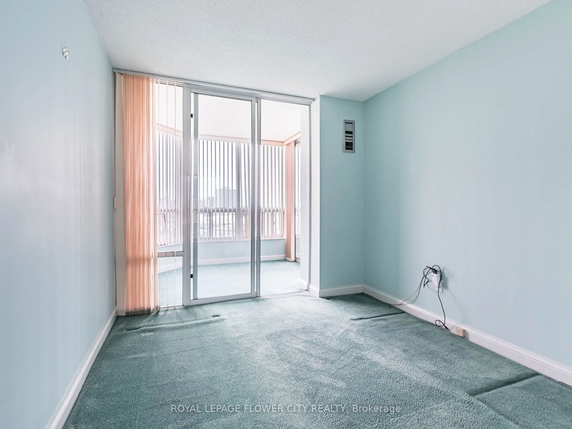 22 Hanover Road, #710